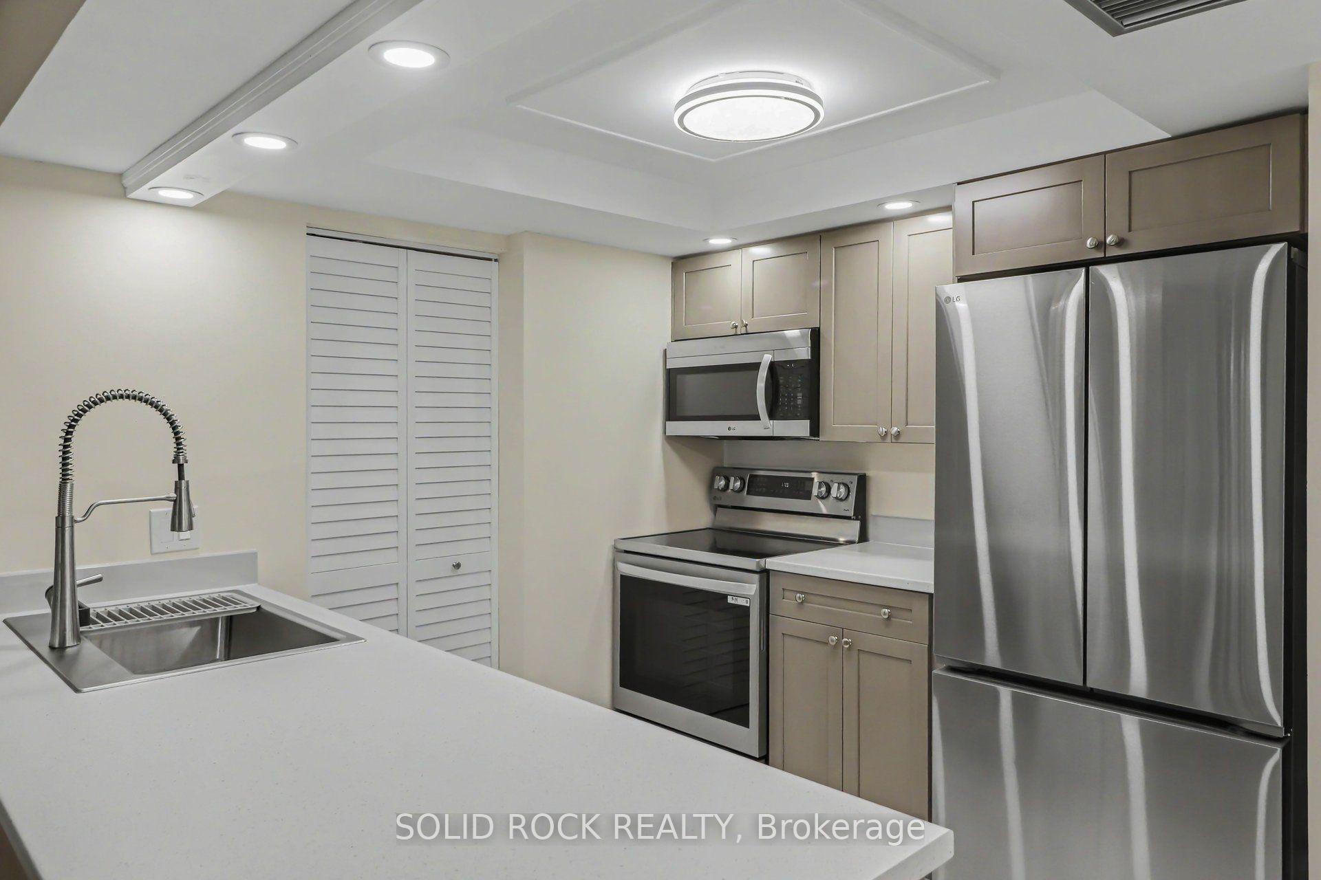 Photo 10 of Unit 303, 30 Charlevoix Street, Ottawa, Vanier — HOMEH