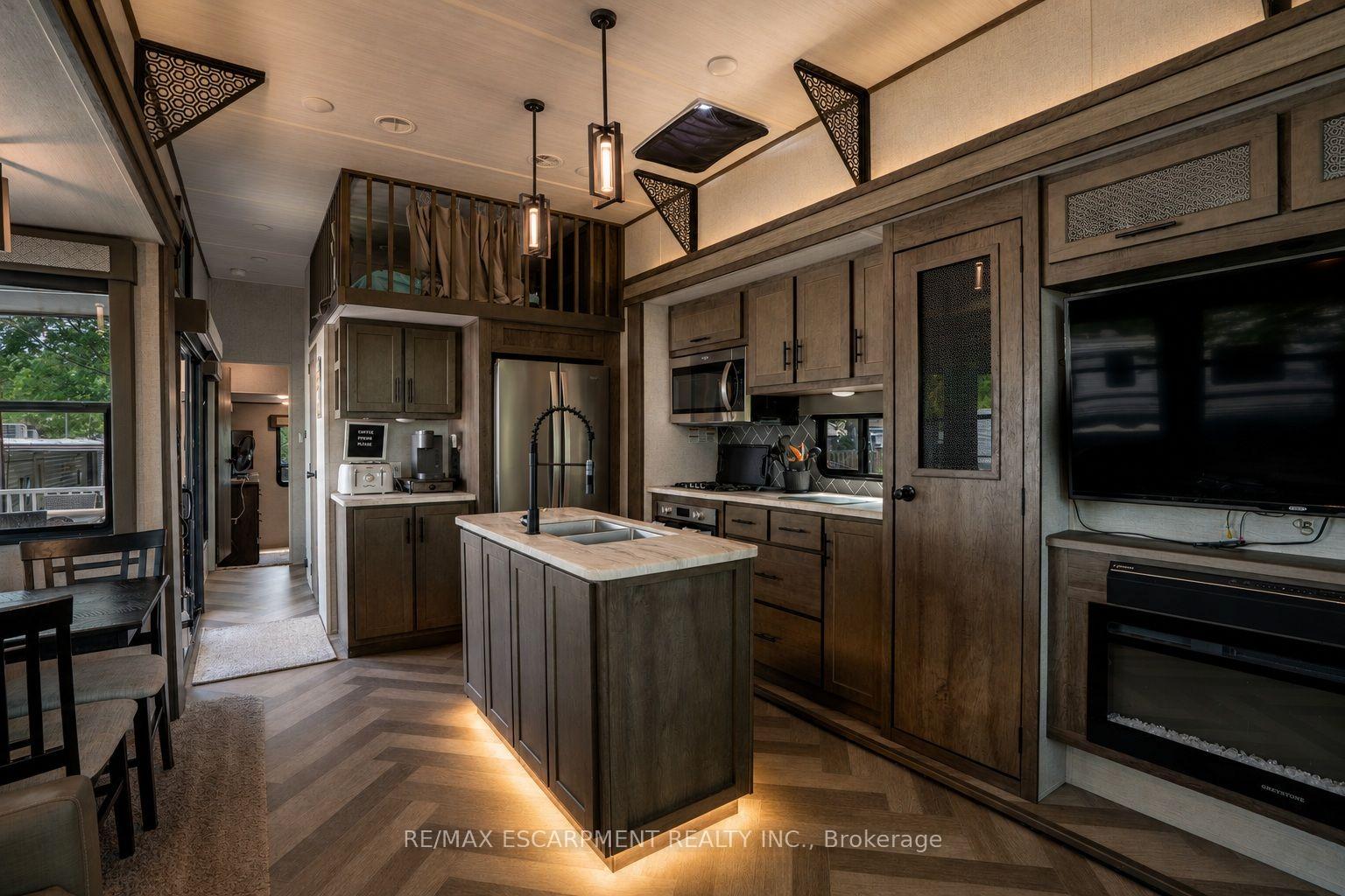 Photo 6 of Unit 35, 1001 Haldimand Road, Haldimand — HOMEH