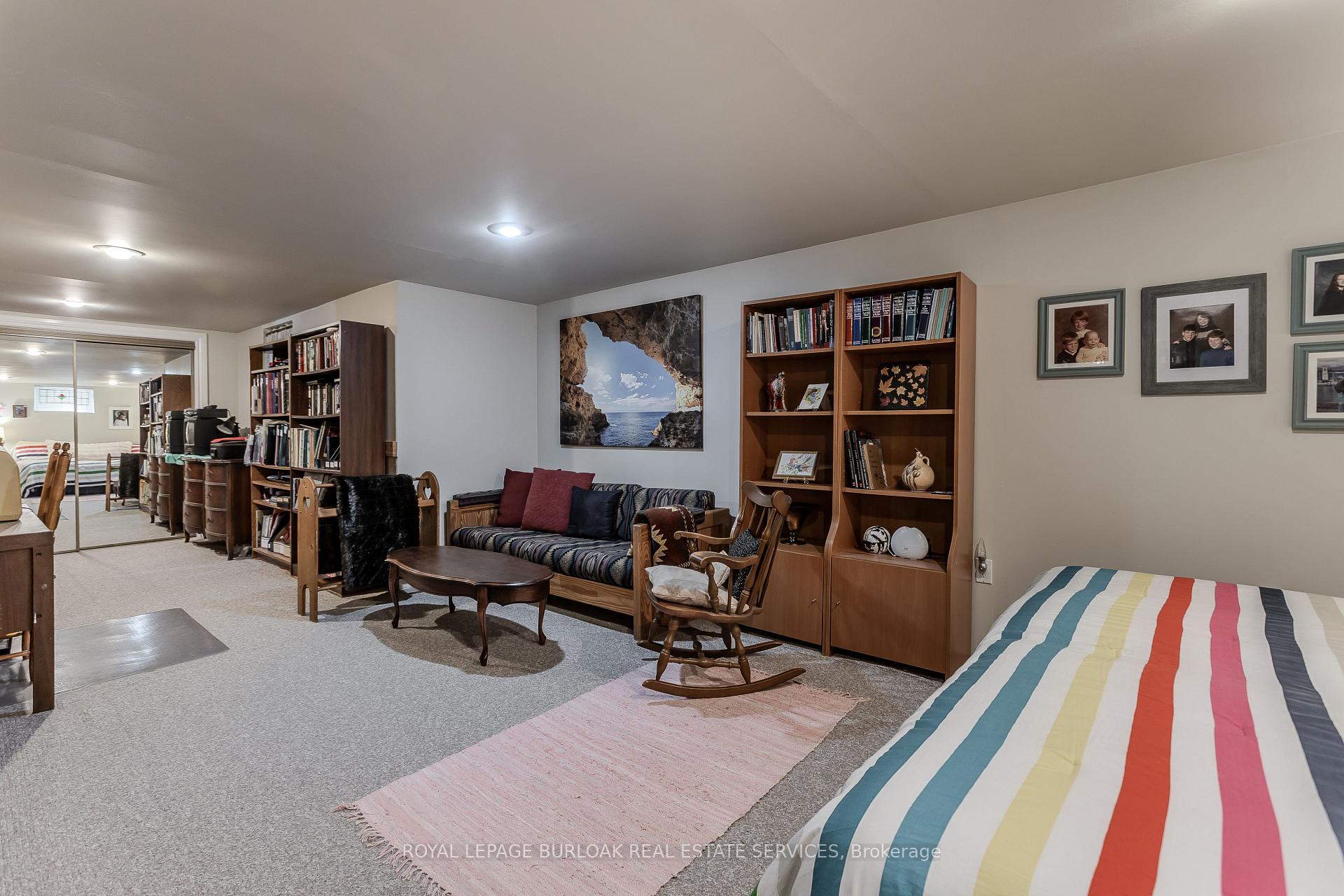 Photo 26 of 569 Locust Street, Burlington, Brant — HOMEH