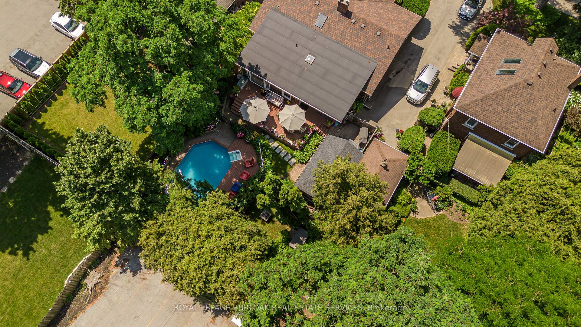 Photo 37 of 569 Locust Street, Burlington, Brant — HOMEH
