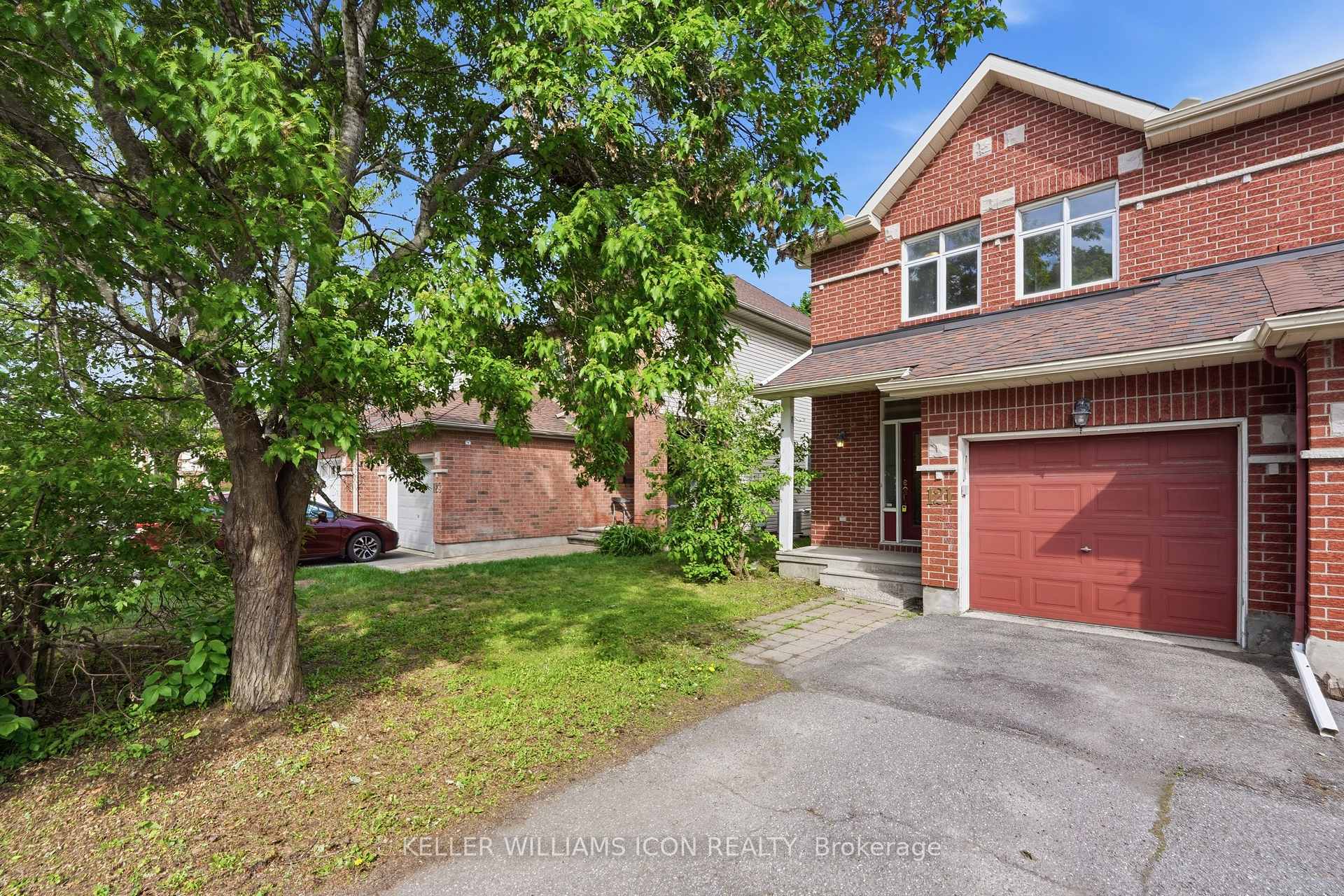 Photo 1 of 121 Thornbury Crescent, Ottawa, Centrepointe — HOMEH