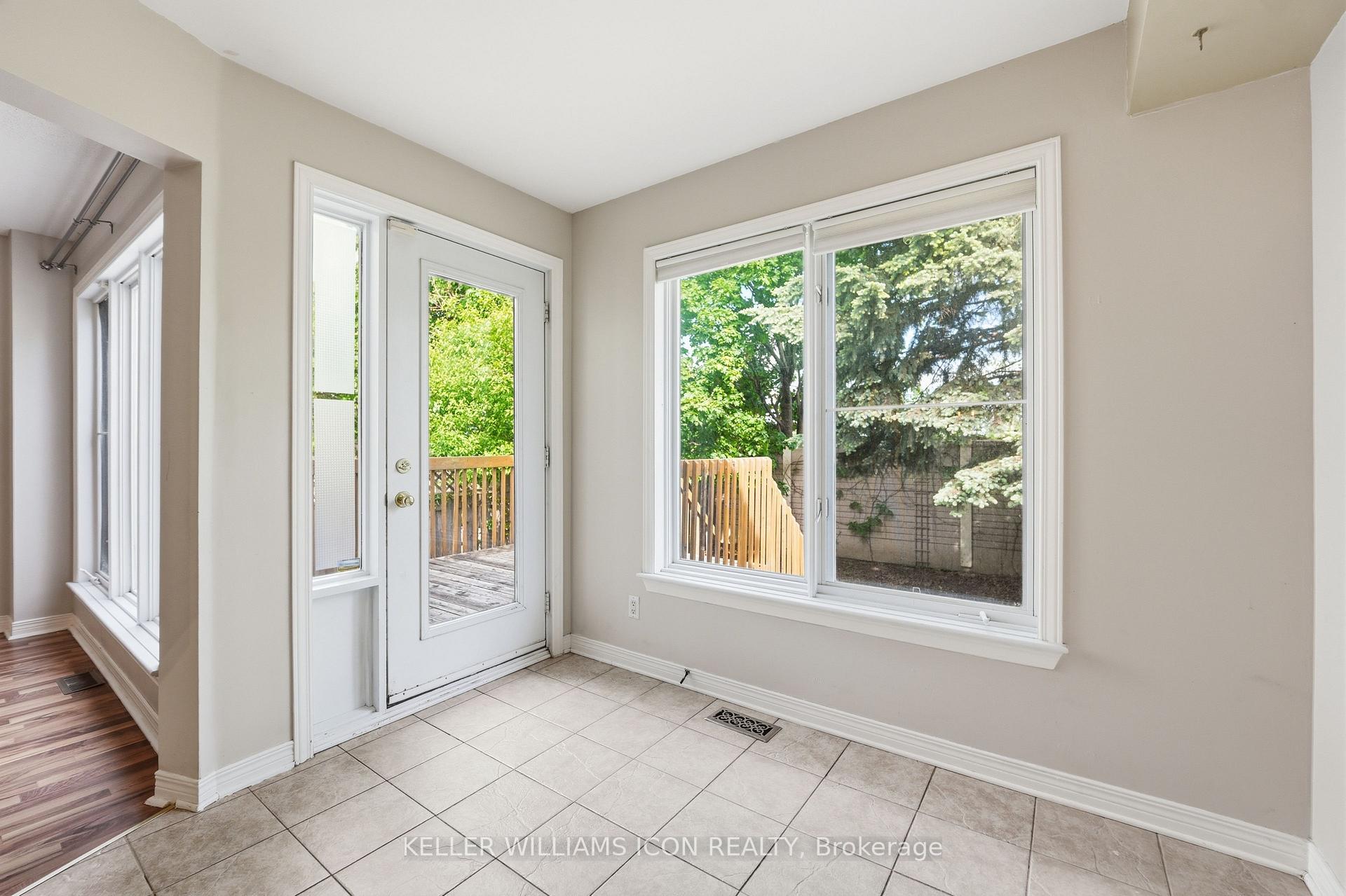 Photo 18 of 121 Thornbury Crescent, Ottawa, Centrepointe — HOMEH