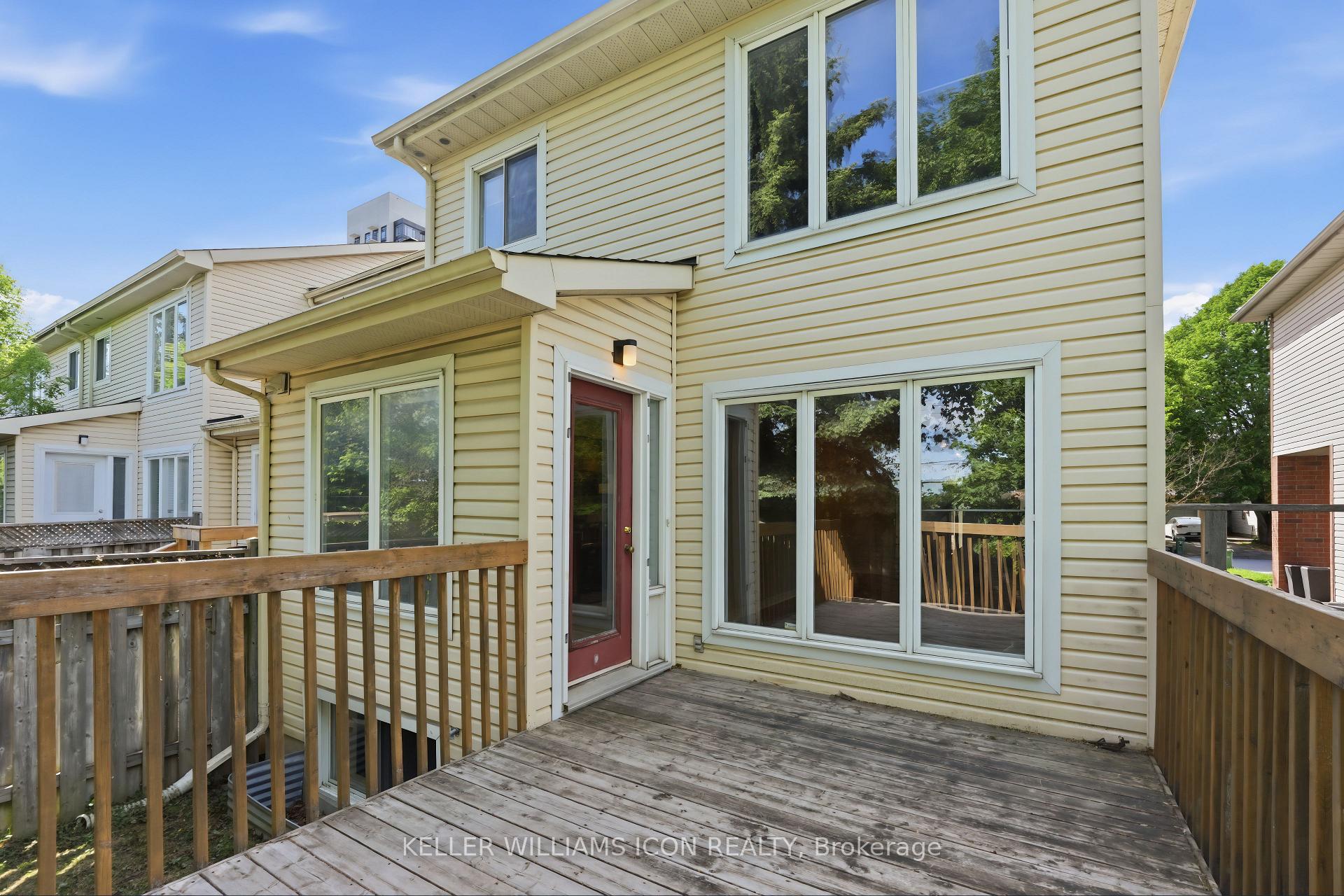 Photo 38 of 121 Thornbury Crescent, Ottawa, Centrepointe — HOMEH