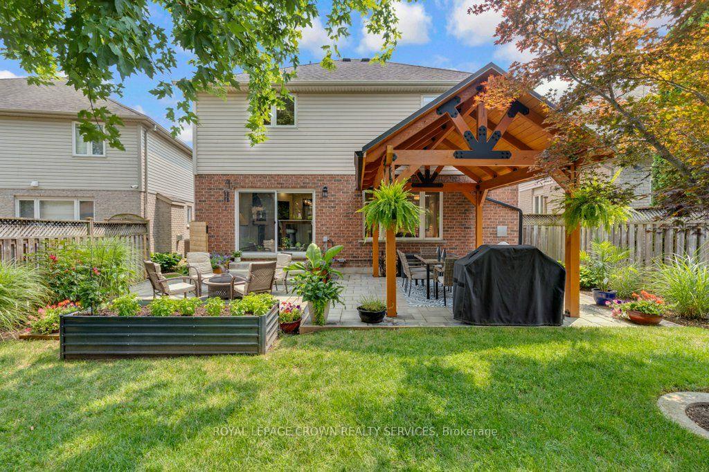 Photo 44 of 142 Deer Ridge Drive, Kitchener, Pioneer Tower West — HOMEH