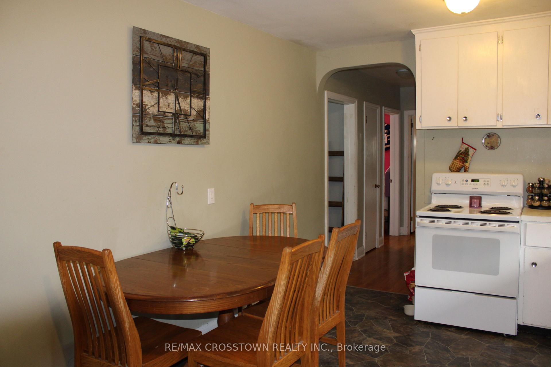 Photo 9 of 34 McDonald Street, New Tecumseth, Alliston — HOMEH