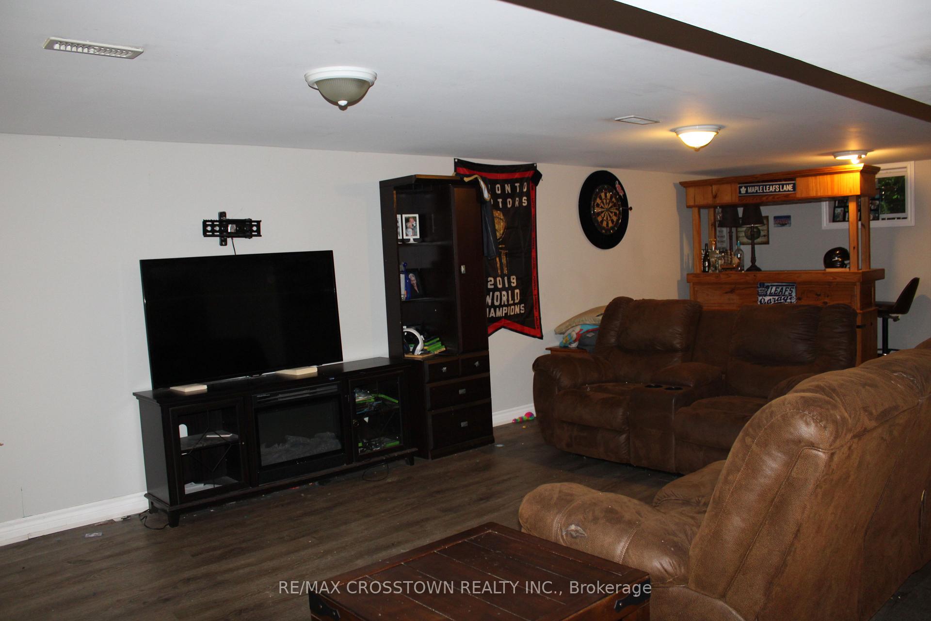 Photo 18 of 34 McDonald Street, New Tecumseth, Alliston — HOMEH