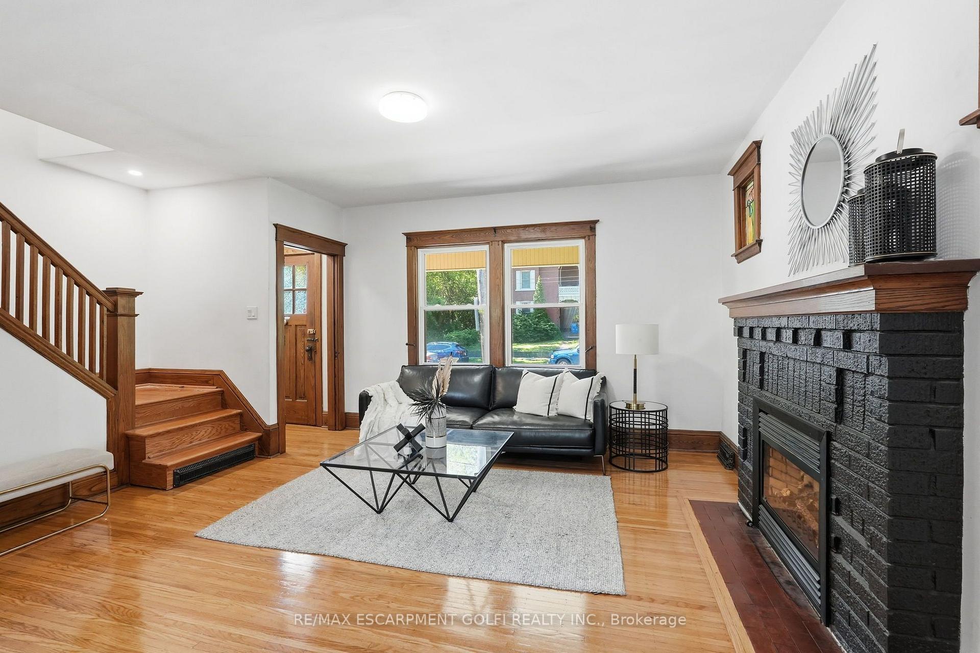 Photo 4 of 37 Maplewood Avenue, Hamilton, Blakeley — HOMEH