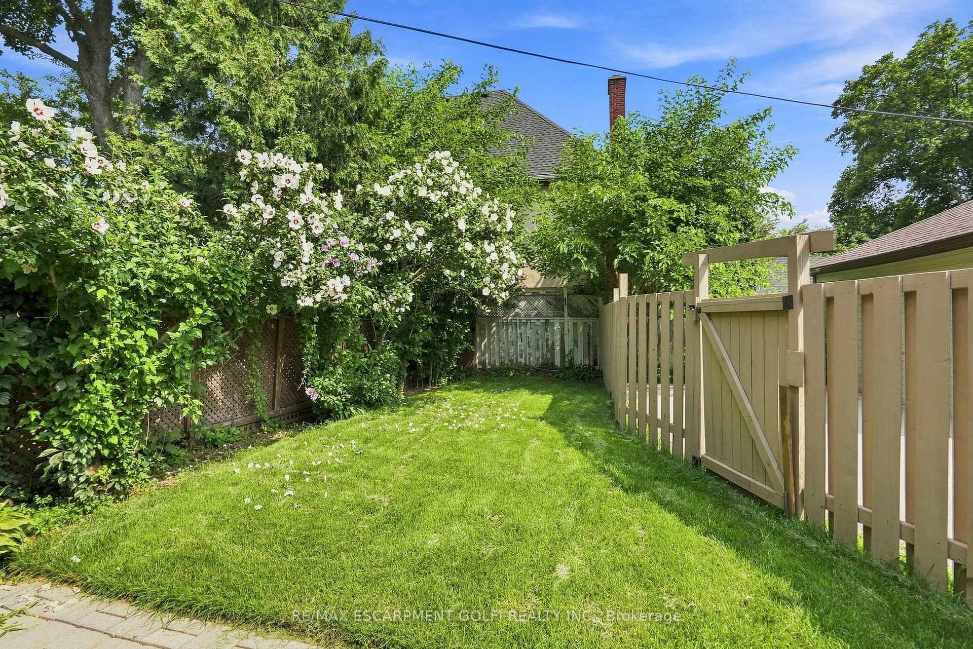 Photo 24 of 37 Maplewood Avenue, Hamilton, Blakeley — HOMEH