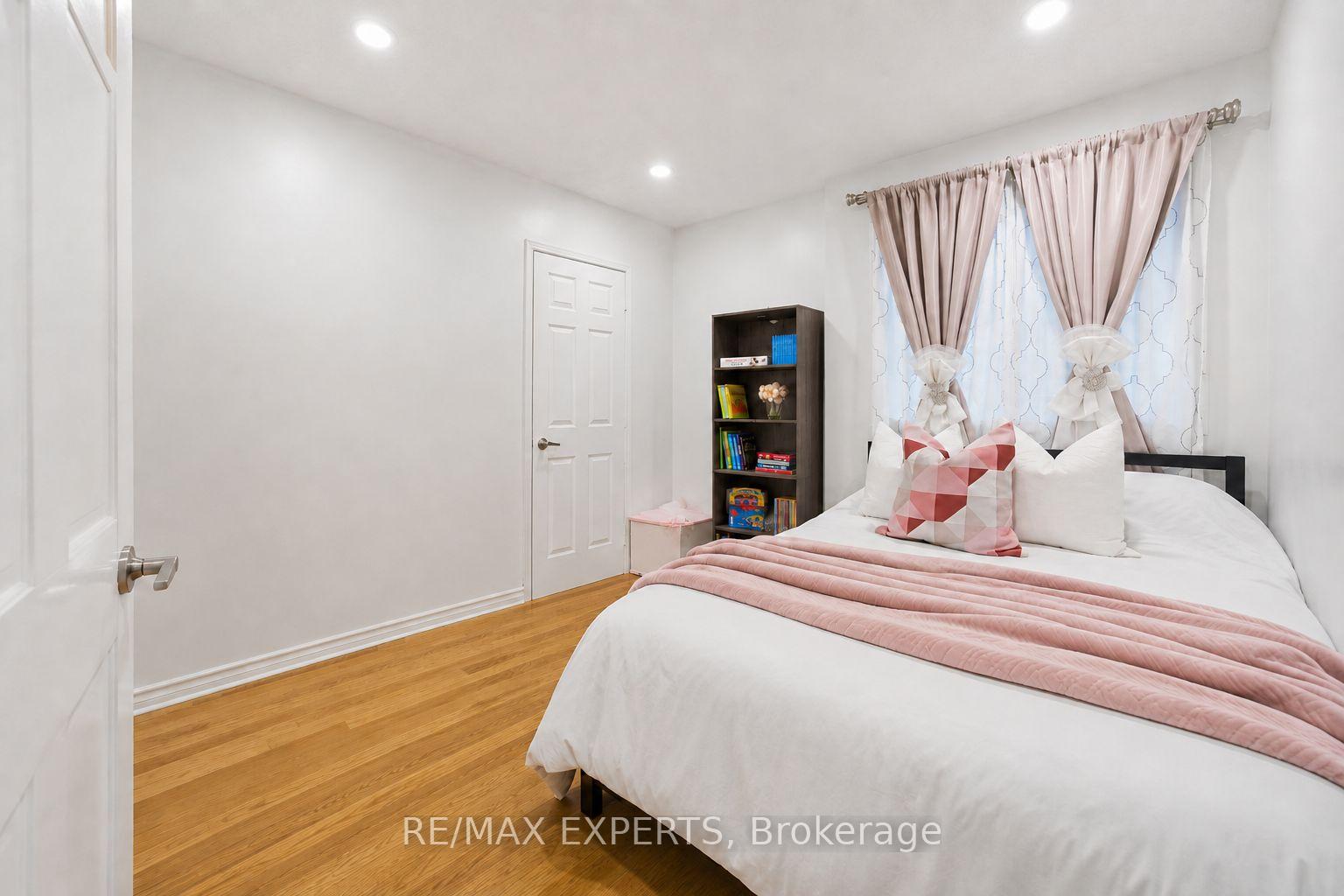 Photo 20 of 40 Dills Crescent, Milton, Dempsey — HOMEH