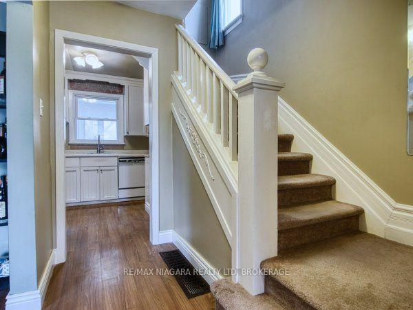 Photo 3 of 6159 Toby Crescent, Niagara Falls, Arad/Fallsview — HOMEH