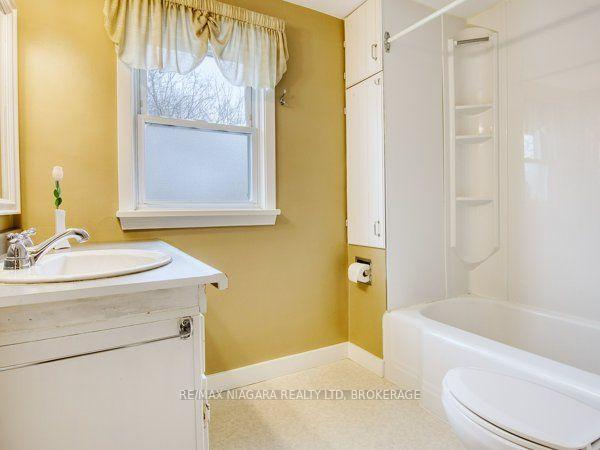 Photo 18 of 6159 Toby Crescent, Niagara Falls, Arad/Fallsview — HOMEH
