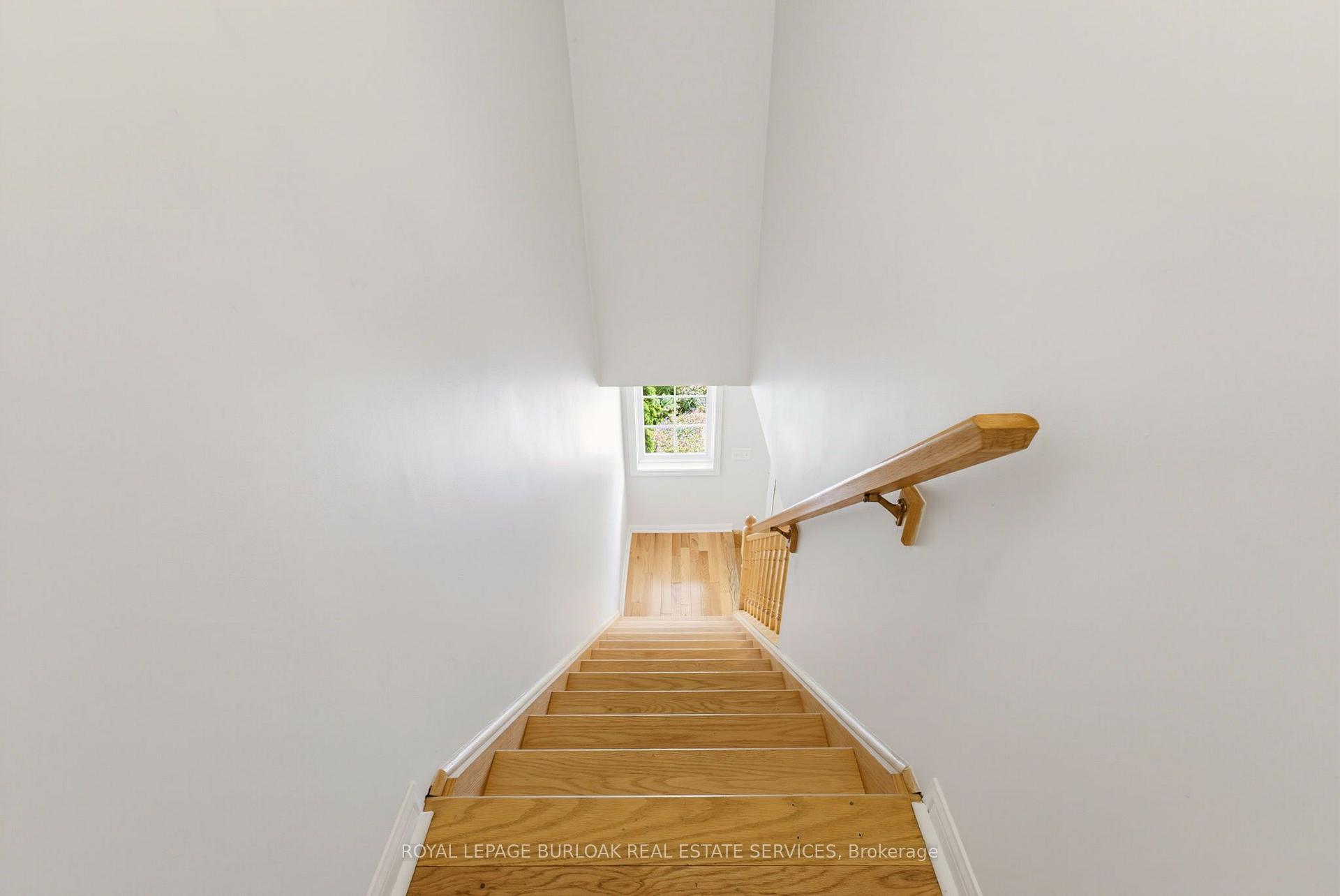 Photo 18 of 4425 Peter Drive, Burlington, Shoreacres — HOMEH