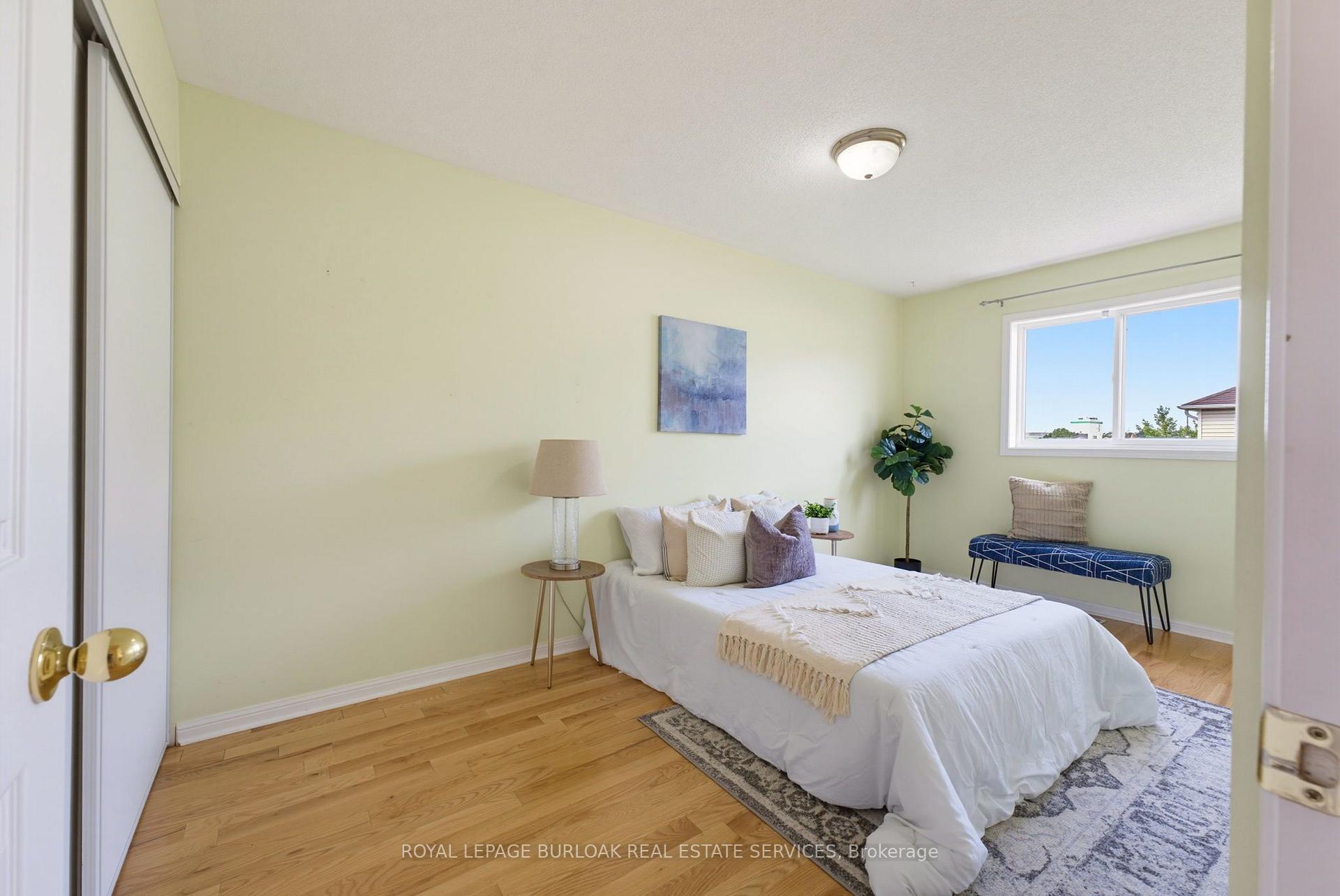 Photo 24 of 4425 Peter Drive, Burlington, Shoreacres — HOMEH