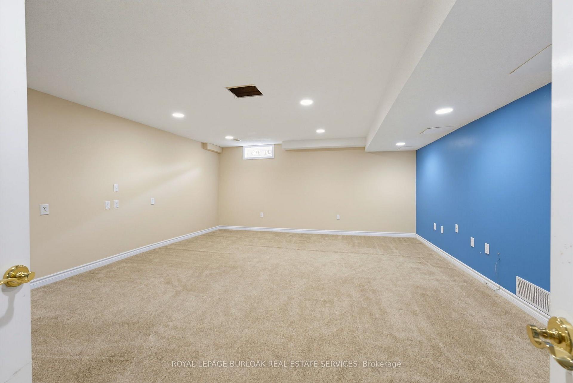 Photo 31 of 4425 Peter Drive, Burlington, Shoreacres — HOMEH