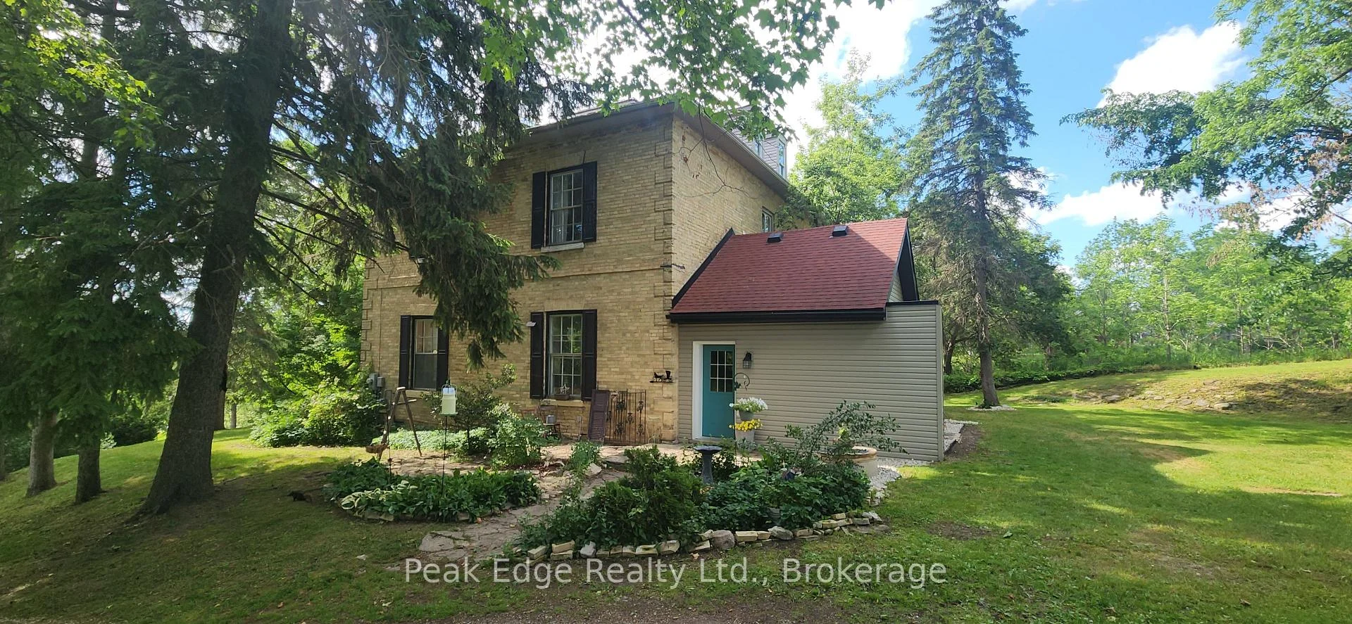 Photo 10 of 4 George Street, Brockton — HOMEH