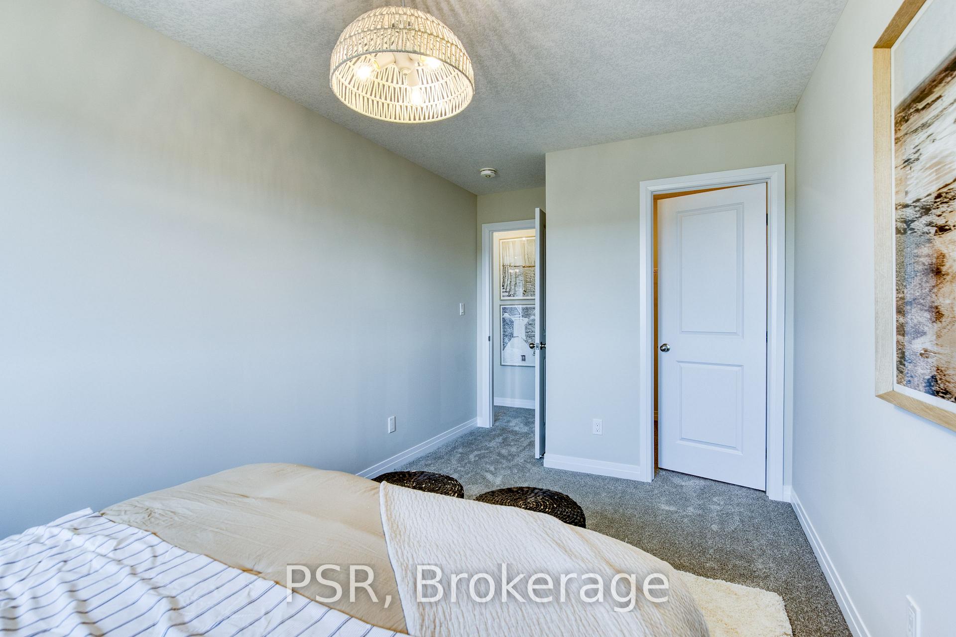 Photo 25 of 93 Rivergreen Crescent, Cambridge, Blair Road — HOMEH
