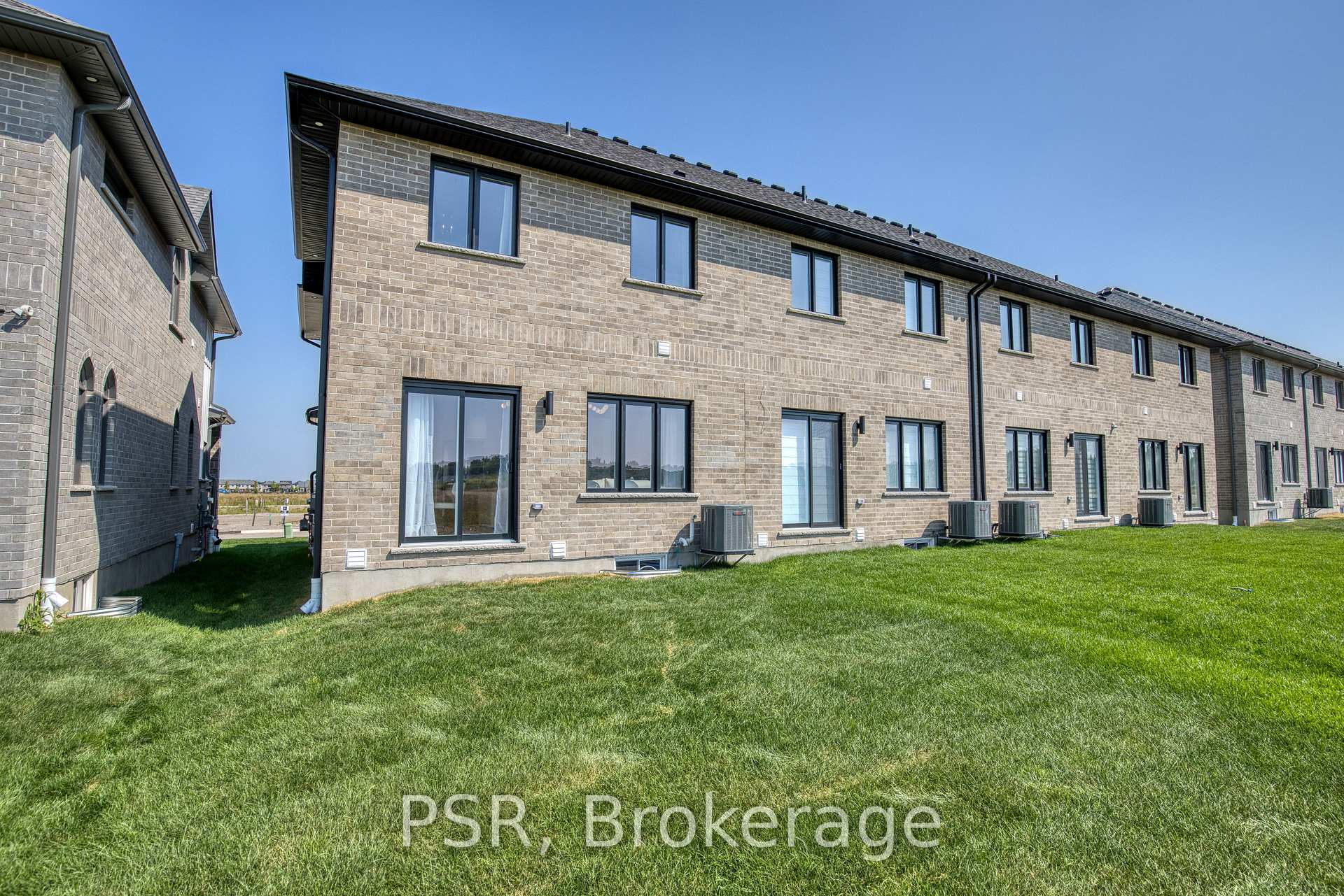 Photo 31 of 93 Rivergreen Crescent, Cambridge, Blair Road — HOMEH