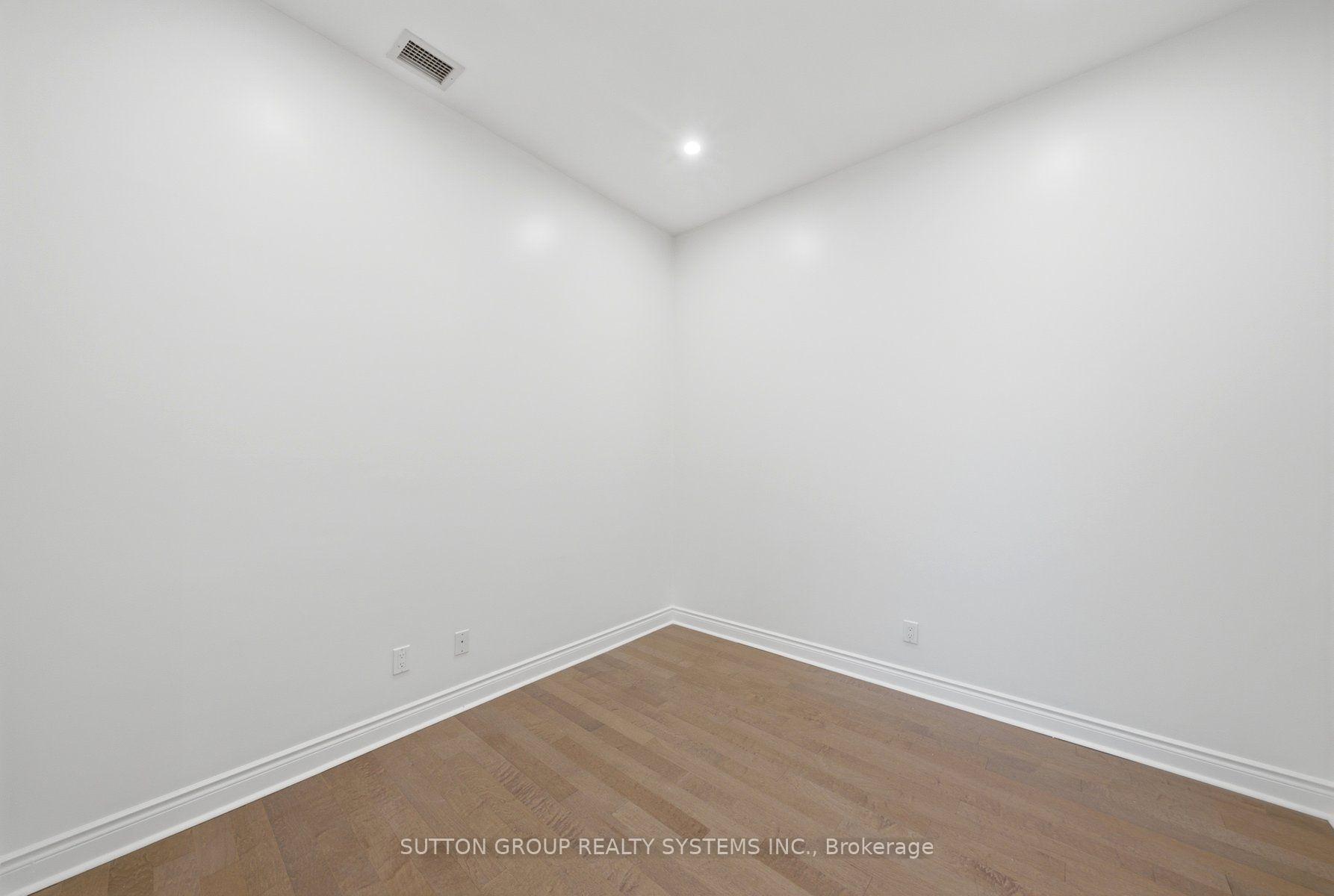 Photo 30 of Unit UPH 03, 8 Rean Drive, North York, Bayview Village — HOMEH