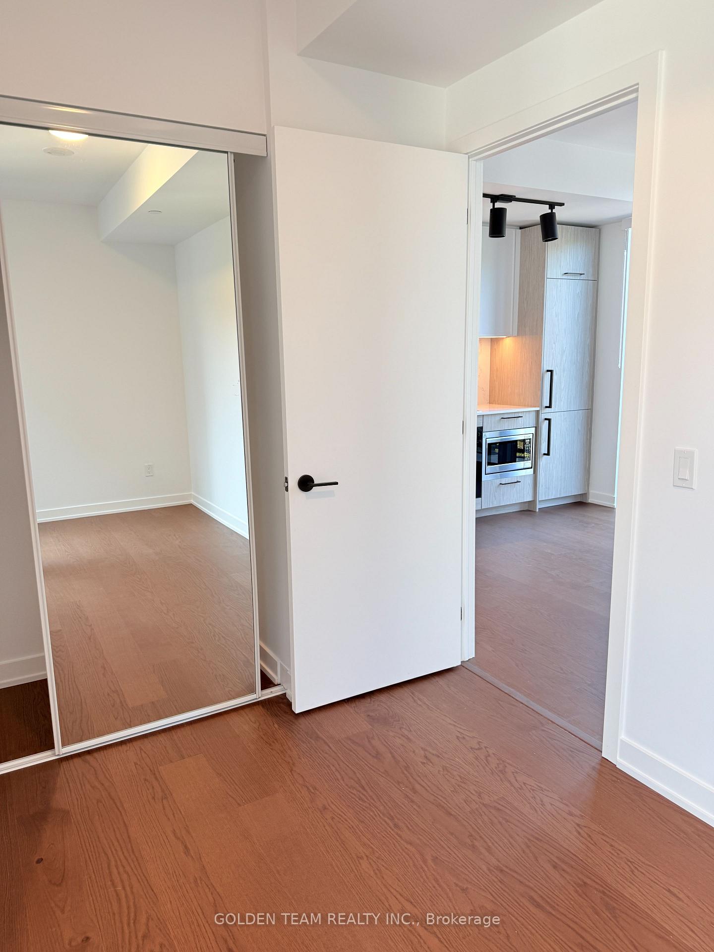 Photo 19 of Unit 727, 91 Montclair Avenue, Toronto, Forest Hill South — HOMEH