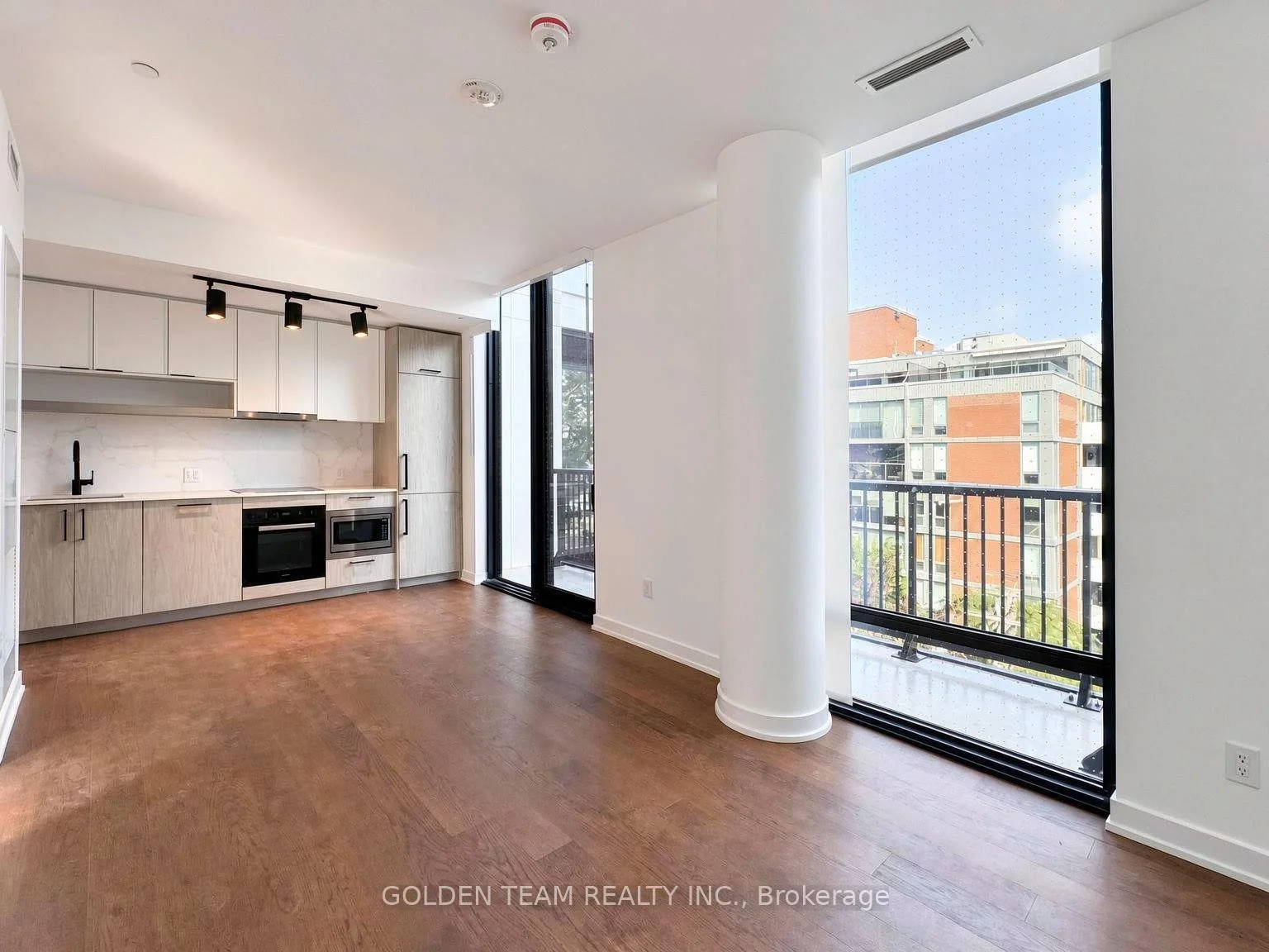 Photo 15 of Unit 727, 91 Montclair Avenue, Toronto, Forest Hill South — HOMEH