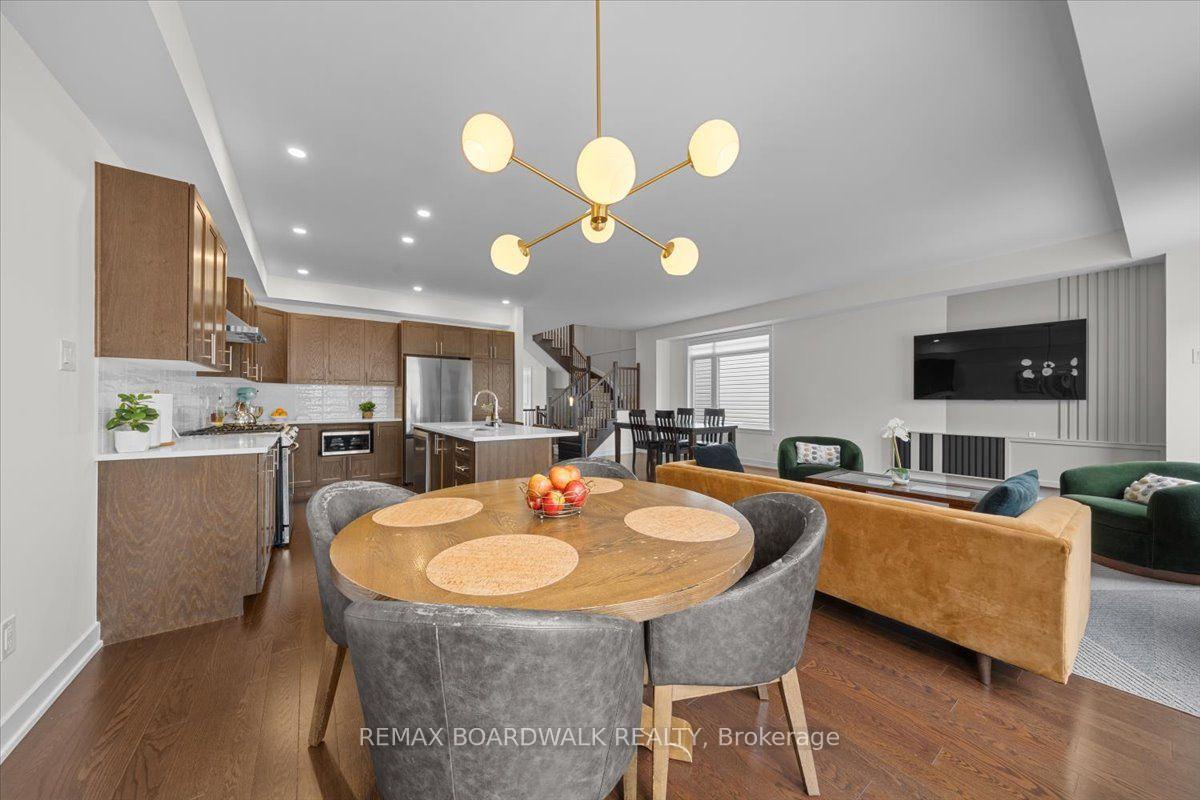 Photo 6 of 1027 Hydrangea Avenue, Ottawa, Riverside South/Gloucester Glen — HOMEH