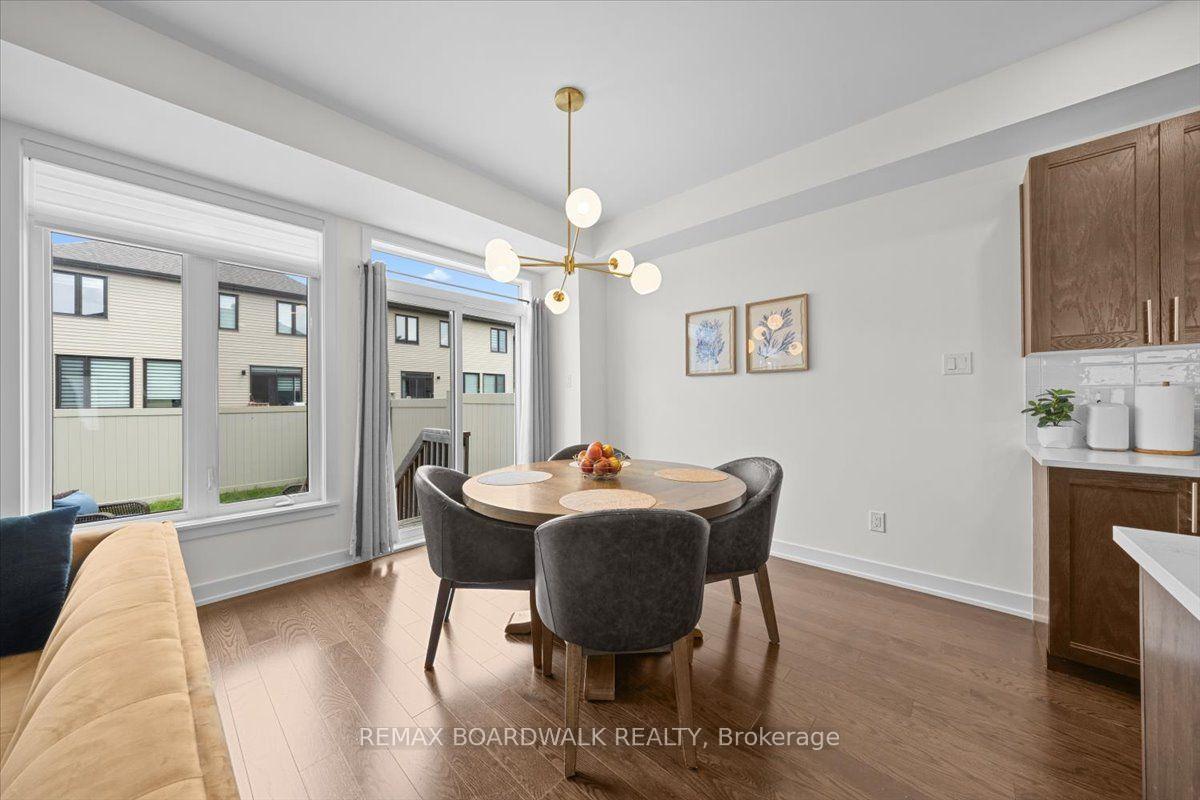 Photo 19 of 1027 Hydrangea Avenue, Ottawa, Riverside South/Gloucester Glen — HOMEH