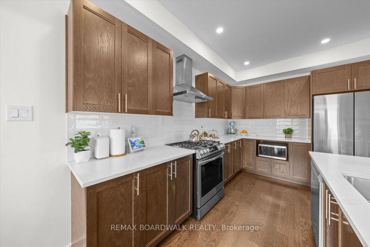 Photo 22 of 1027 Hydrangea Avenue, Ottawa, Riverside South/Gloucester Glen — HOMEH