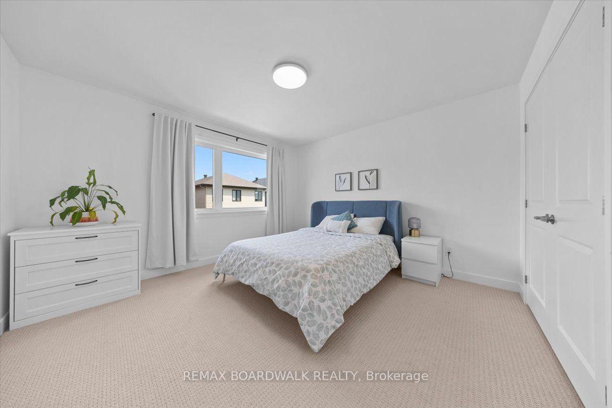 Photo 35 of 1027 Hydrangea Avenue, Ottawa, Riverside South/Gloucester Glen — HOMEH