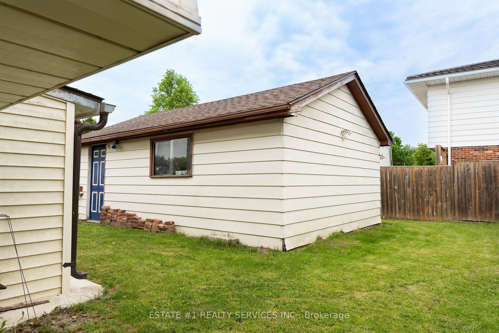 Photo 29 of 43 Dyer Street, St. Thomas — HOMEH