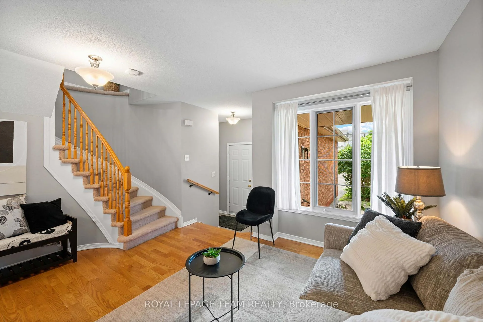 Photo 10 of 6 Folison Street, Ottawa, Hunt Club Park/Greenboro — HOMEH