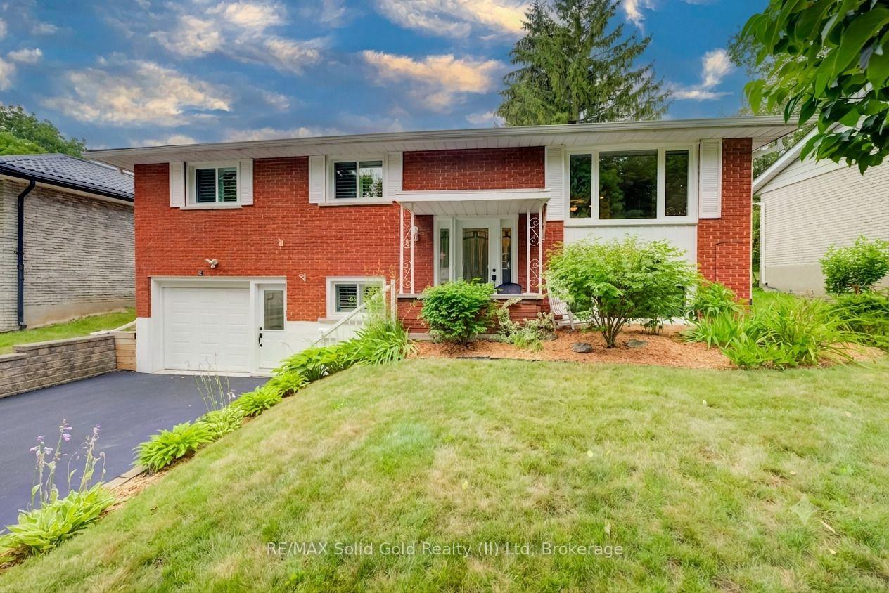 Photo 1 of 21 Kelly Drive, Kitchener, Victoria Hills — HOMEH