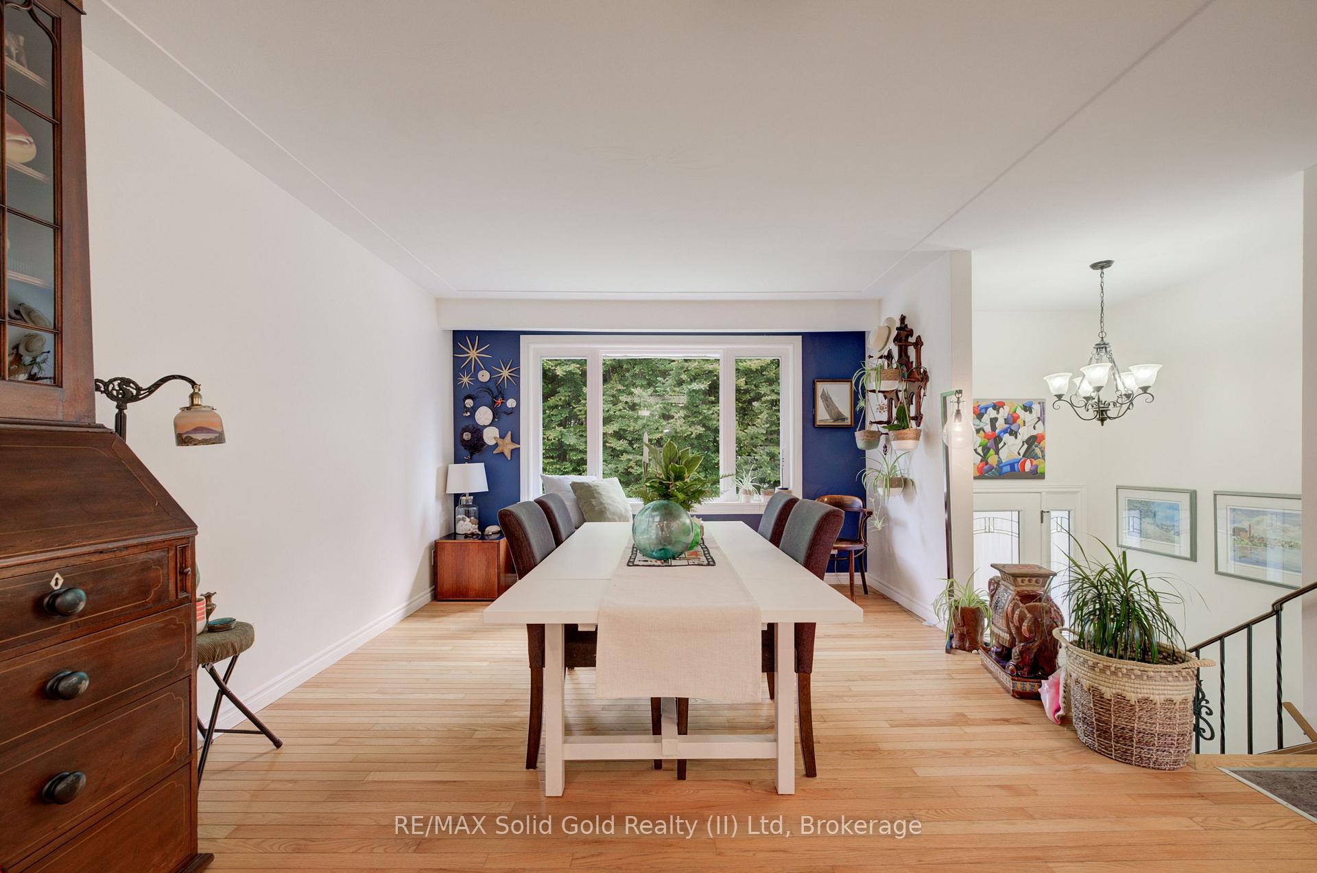 Photo 8 of 21 Kelly Drive, Kitchener, Victoria Hills — HOMEH