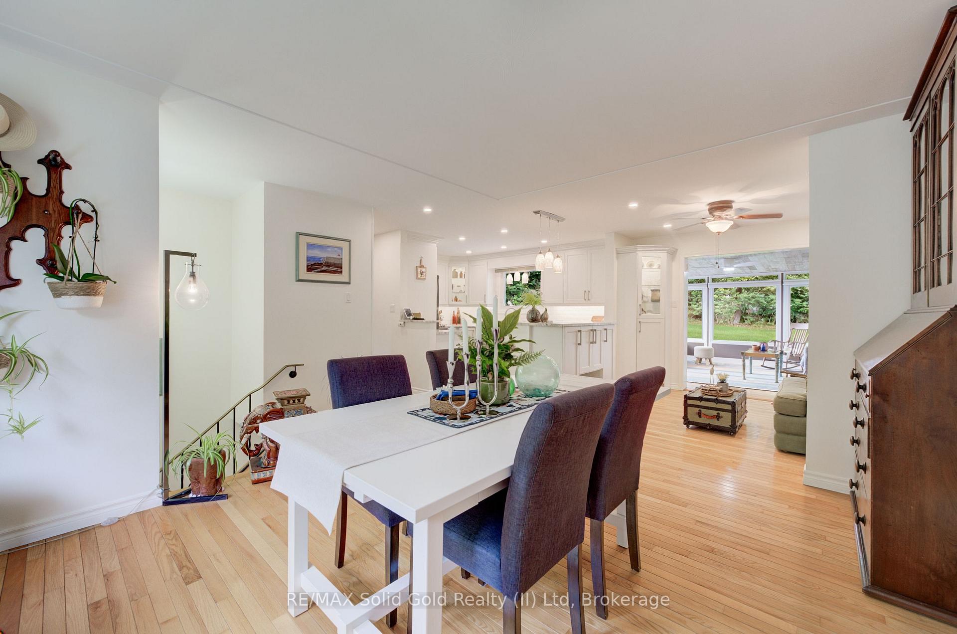 Photo 9 of 21 Kelly Drive, Kitchener, Victoria Hills — HOMEH