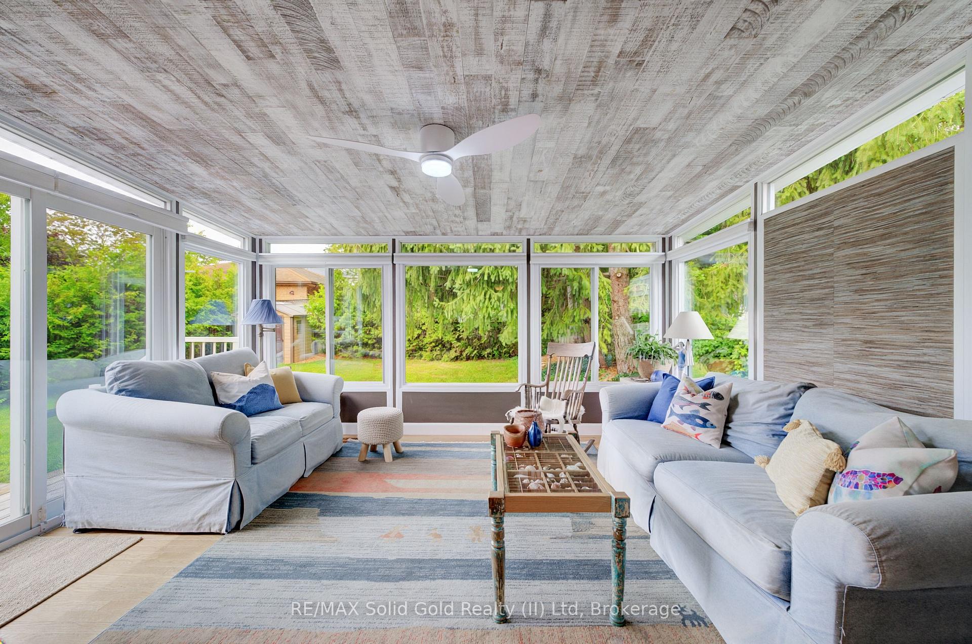 Photo 22 of 21 Kelly Drive, Kitchener, Victoria Hills — HOMEH