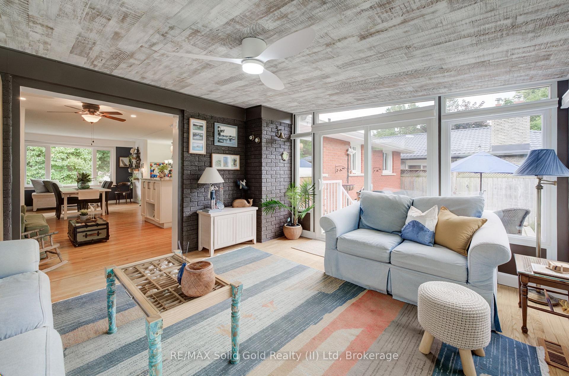 Photo 23 of 21 Kelly Drive, Kitchener, Victoria Hills — HOMEH