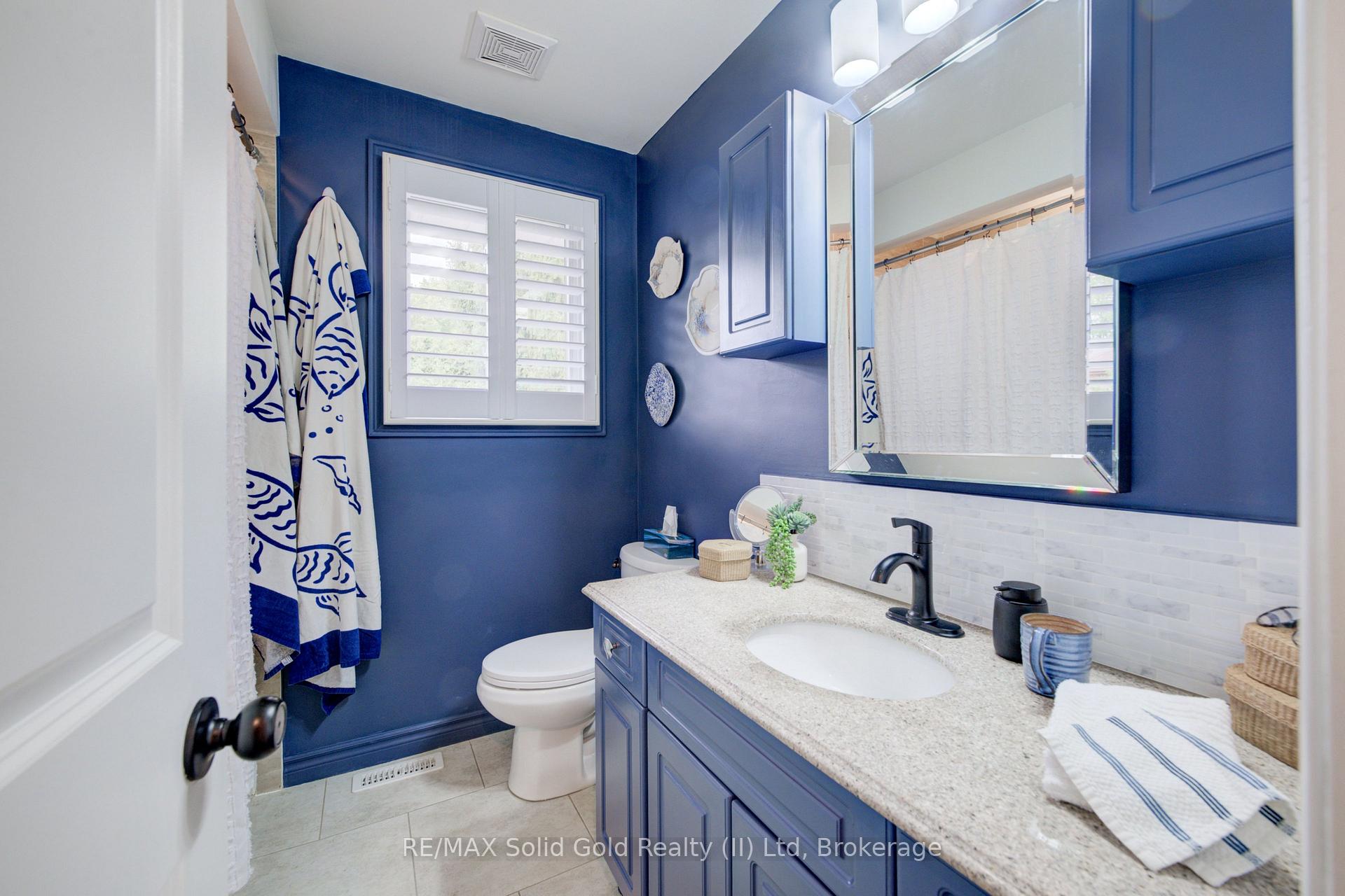 Photo 29 of 21 Kelly Drive, Kitchener, Victoria Hills — HOMEH