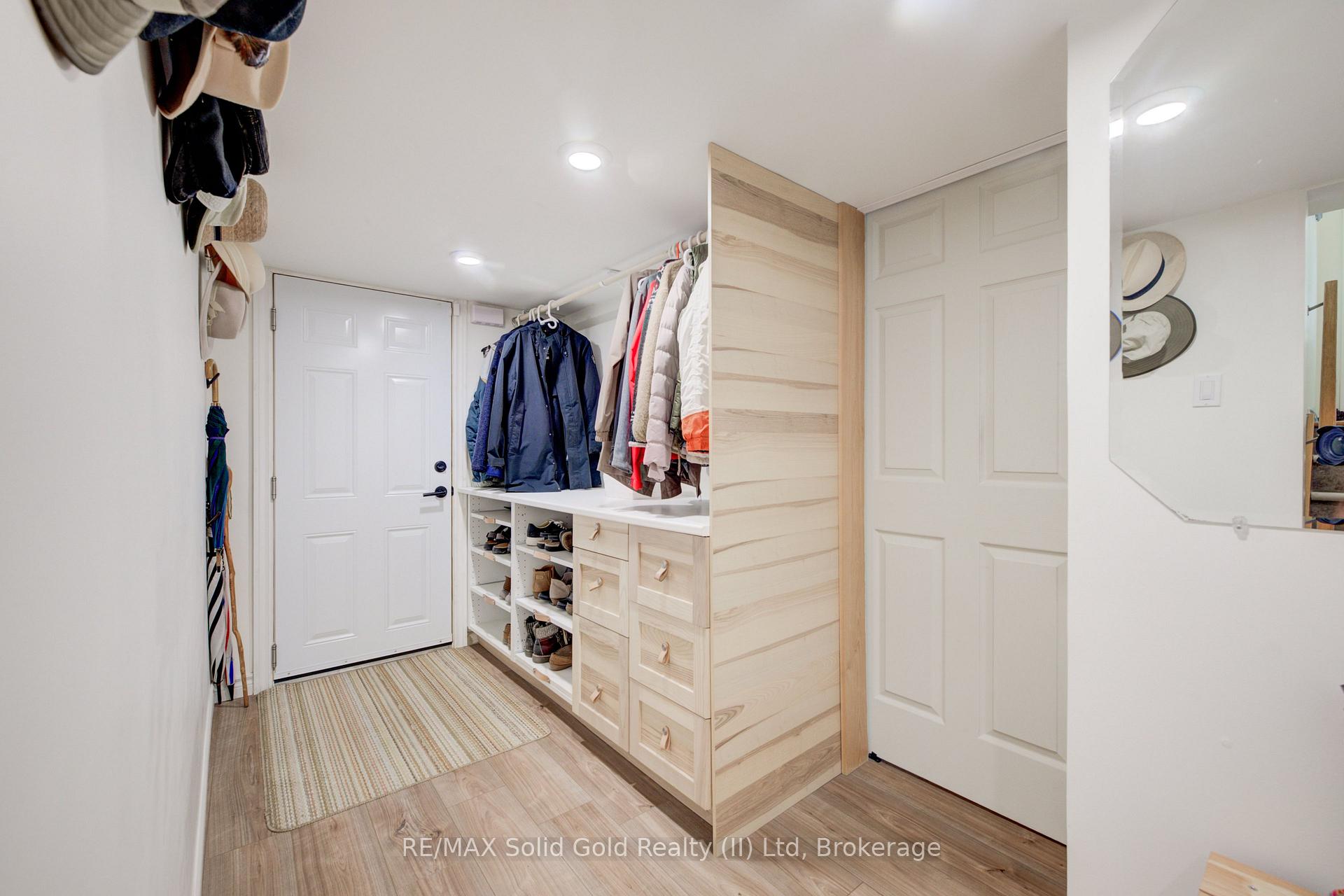 Photo 36 of 21 Kelly Drive, Kitchener, Victoria Hills — HOMEH
