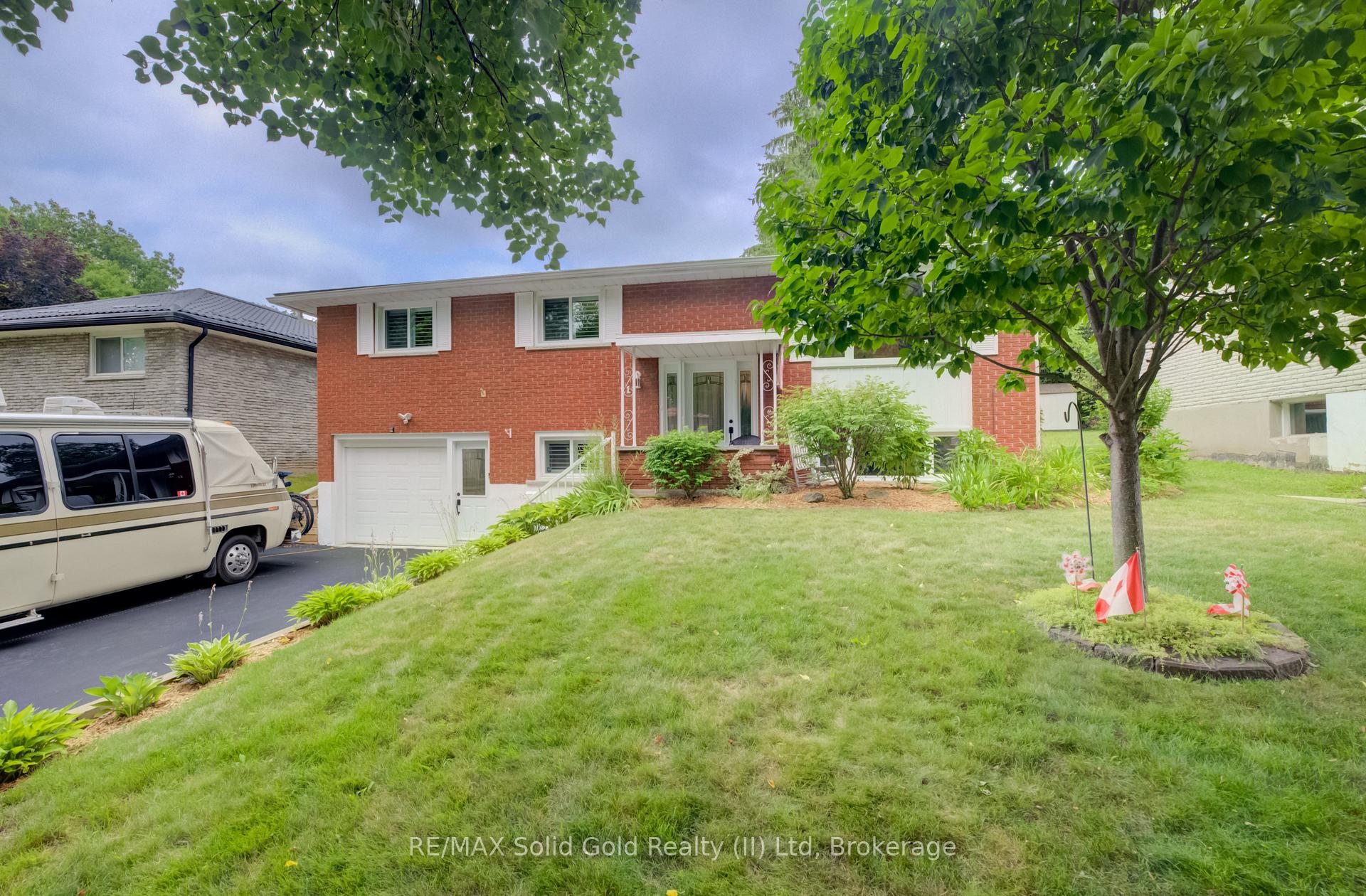 Photo 47 of 21 Kelly Drive, Kitchener, Victoria Hills — HOMEH