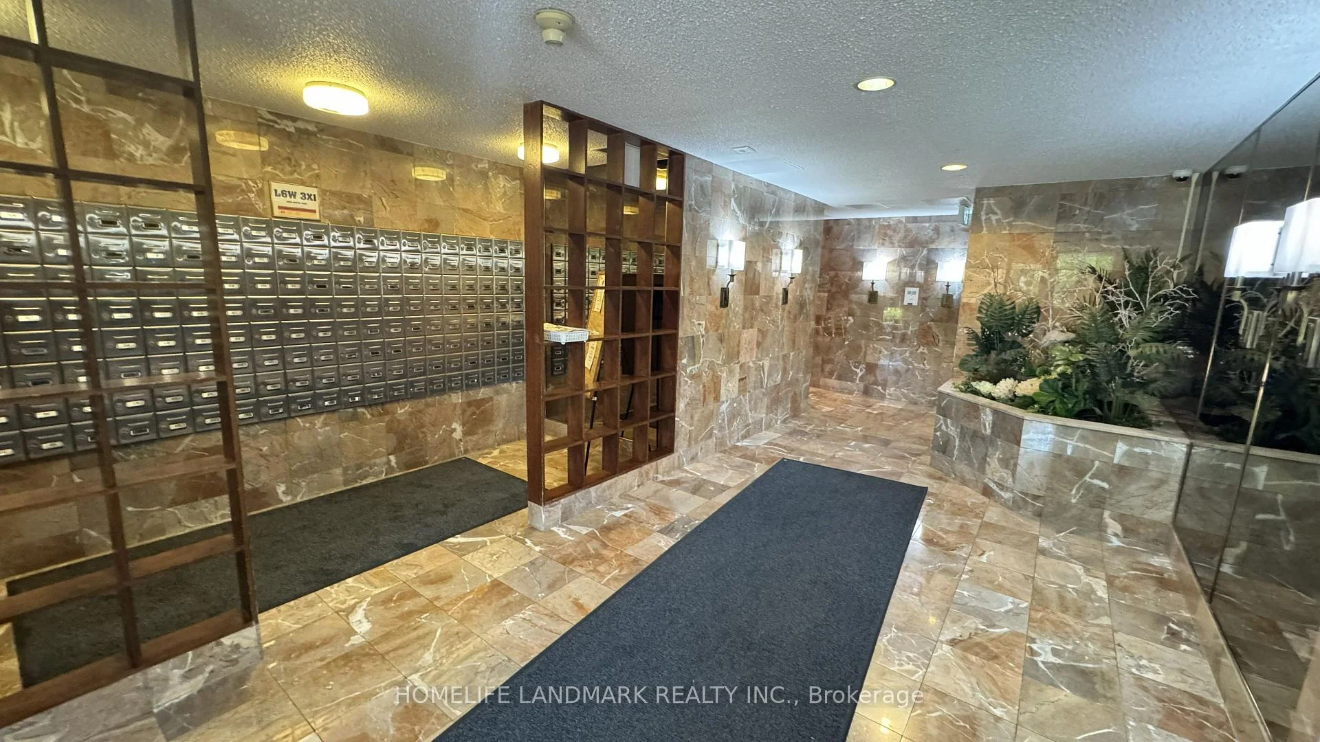 Photo 18 of Unit 707, 100 County Court Boulevard, Brampton, Fletcher's Creek South — HOMEH