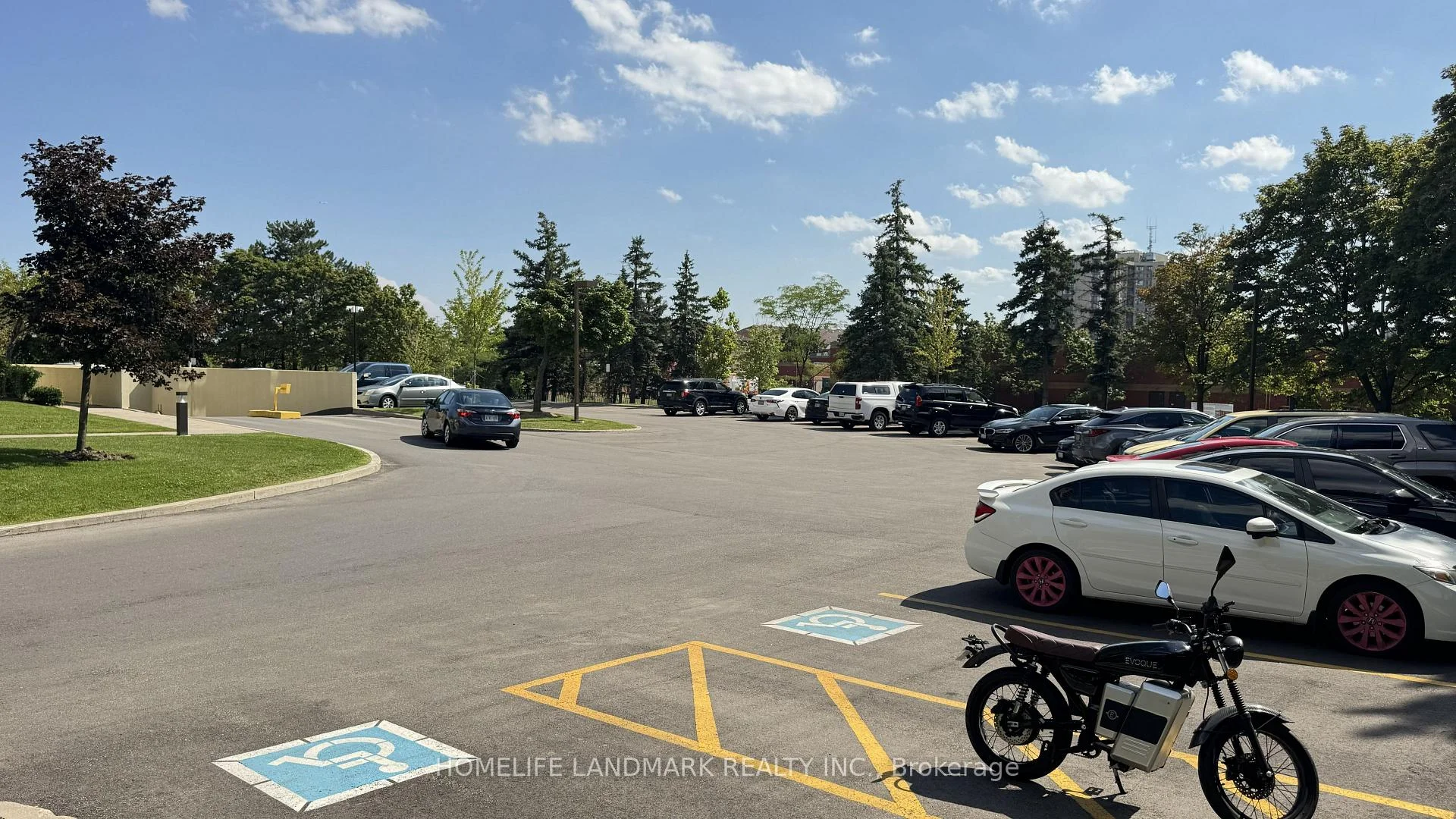 Photo 65 of Unit 707, 100 County Court Boulevard, Brampton, Fletcher's Creek South — HOMEH