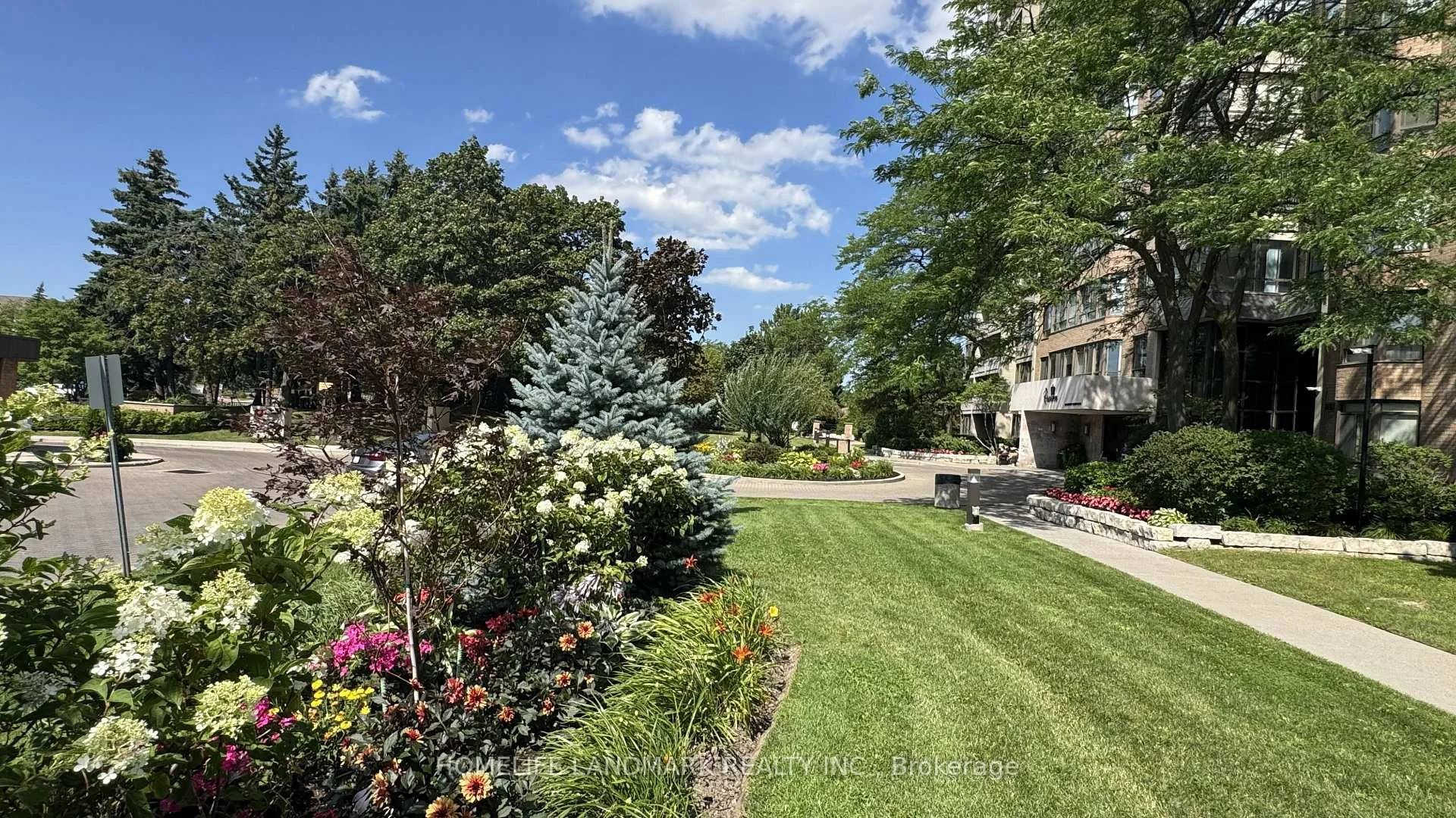Photo 66 of Unit 707, 100 County Court Boulevard, Brampton, Fletcher's Creek South — HOMEH