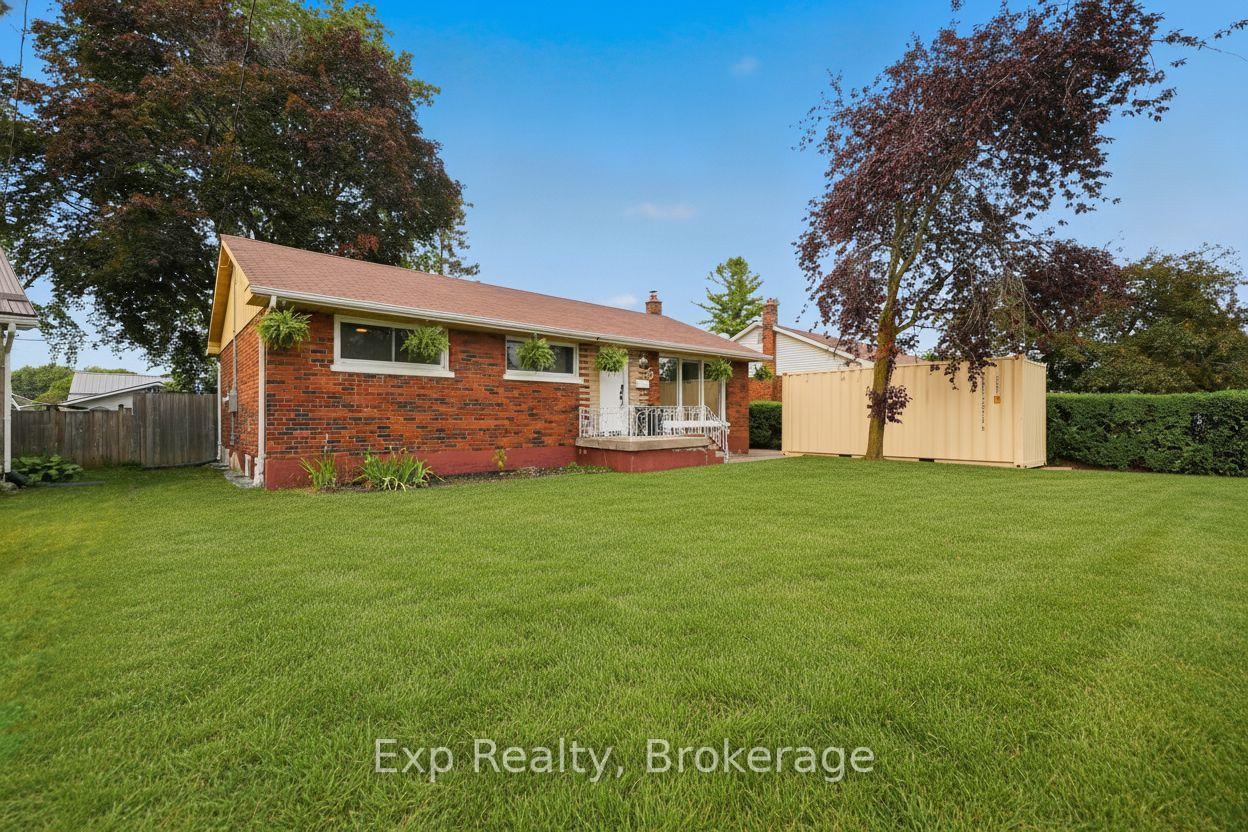Photo 3 of 6 Coleman Drive, Quinte West, Trenton Ward — HOMEH