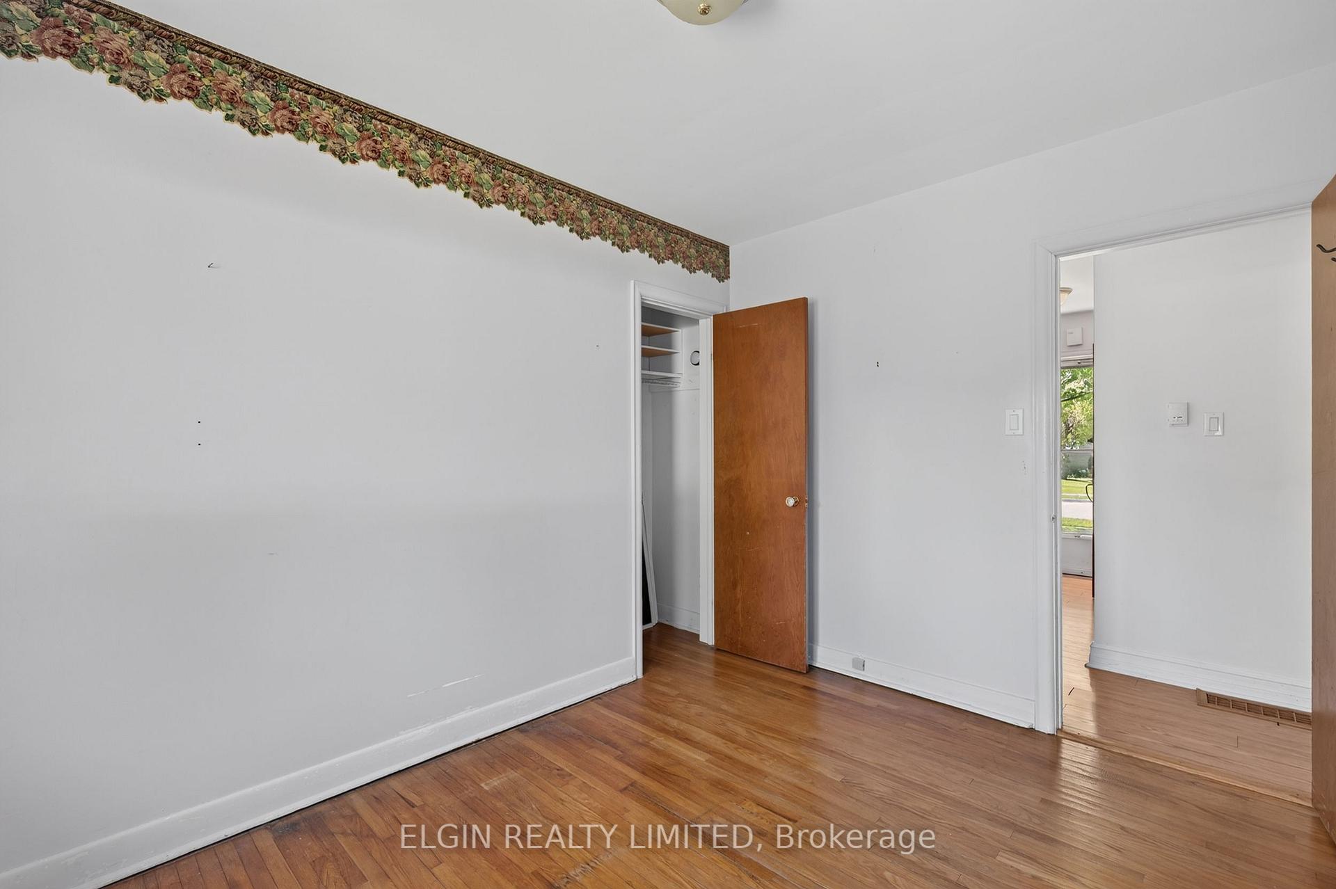 Photo 11 of 90 Dunkirk Drive, St. Thomas — HOMEH