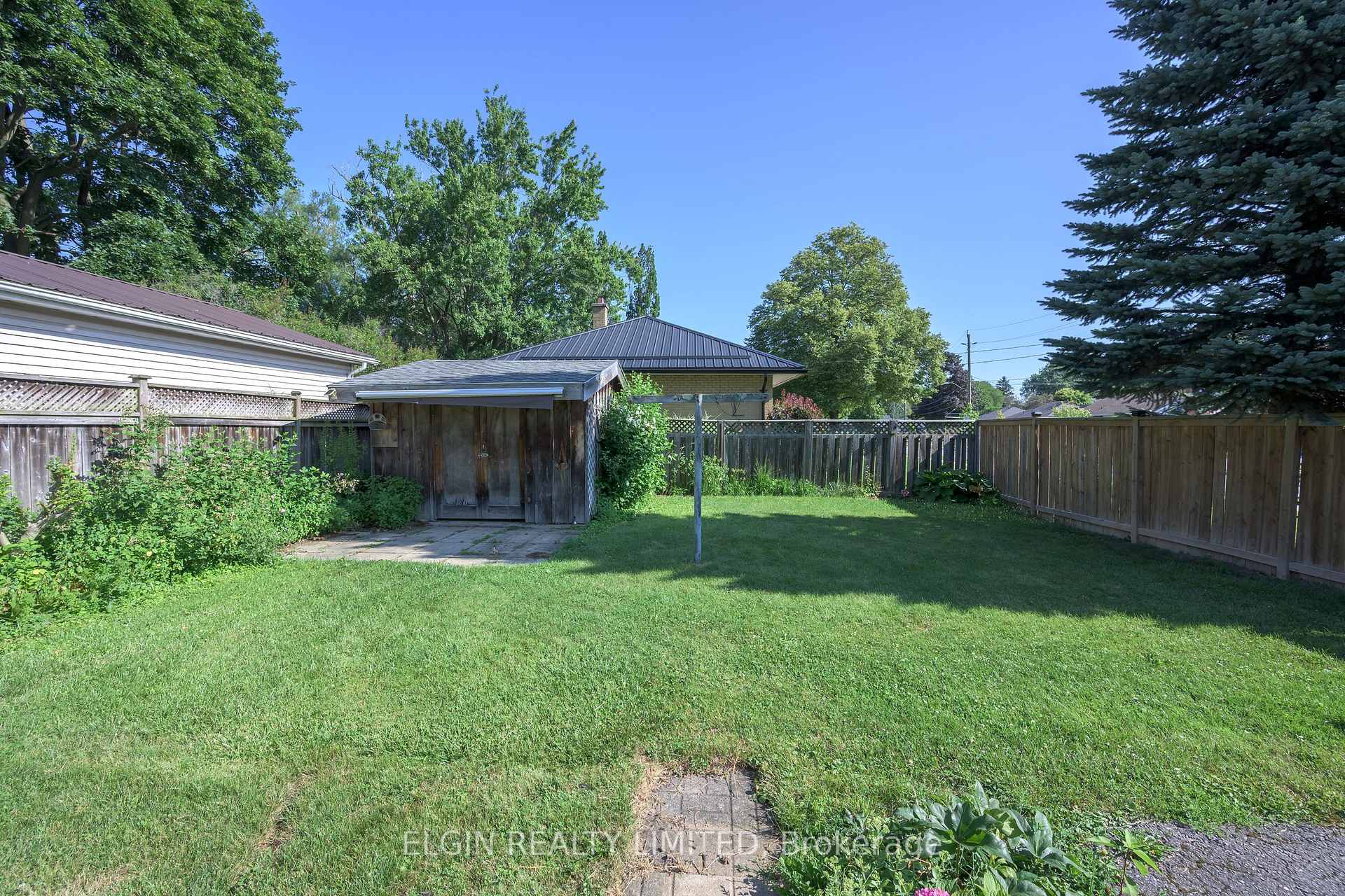 Photo 32 of 90 Dunkirk Drive, St. Thomas — HOMEH