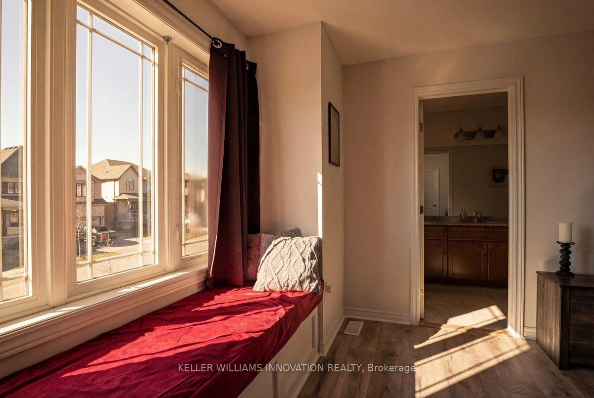 Photo 18 of 18 Vic Chambers Place, Brant, Paris — HOMEH