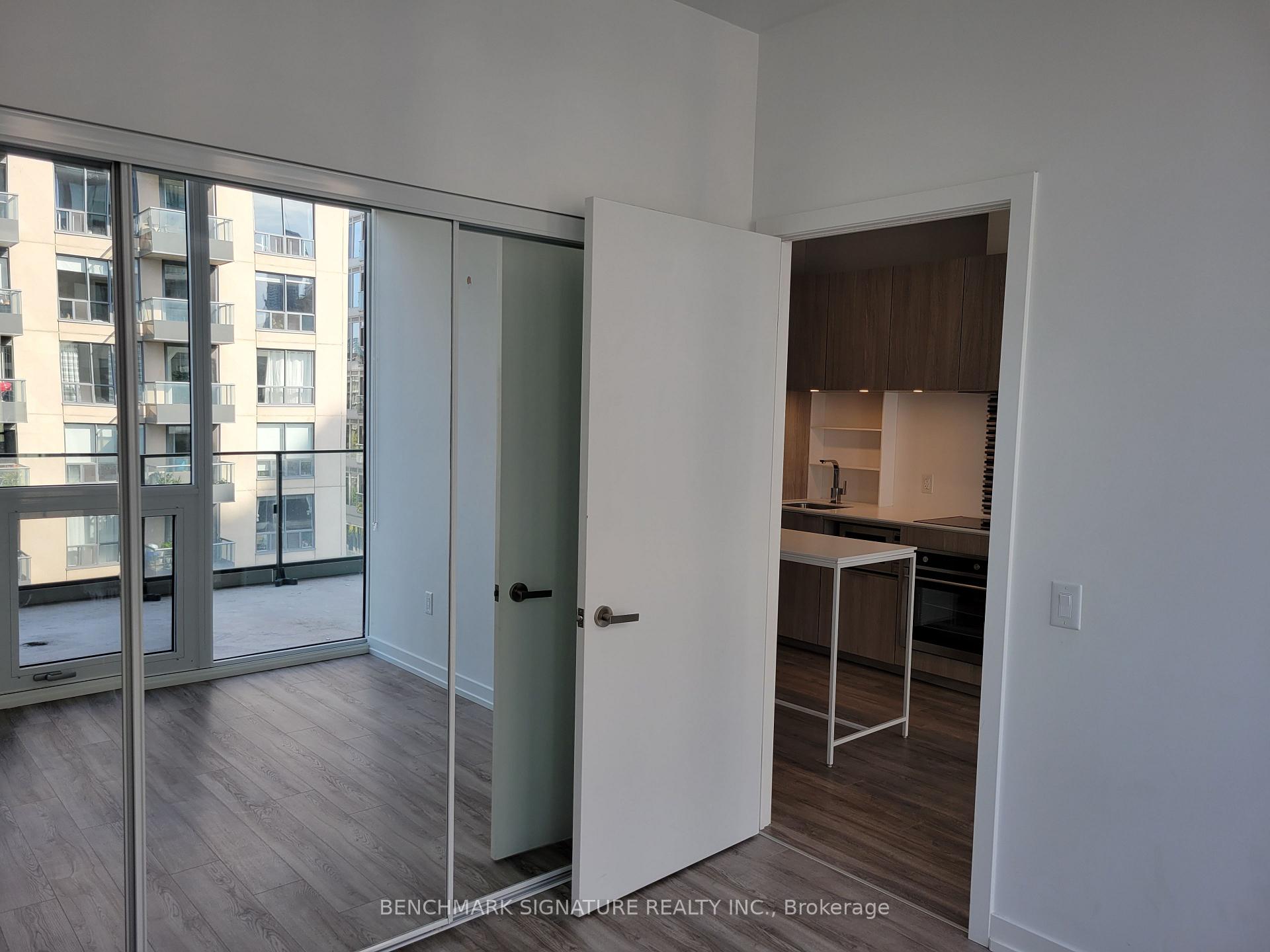 Photo 8 of Unit 911, 77 Shuter Street, Toronto, Church-Yonge Corridor — HOMEH