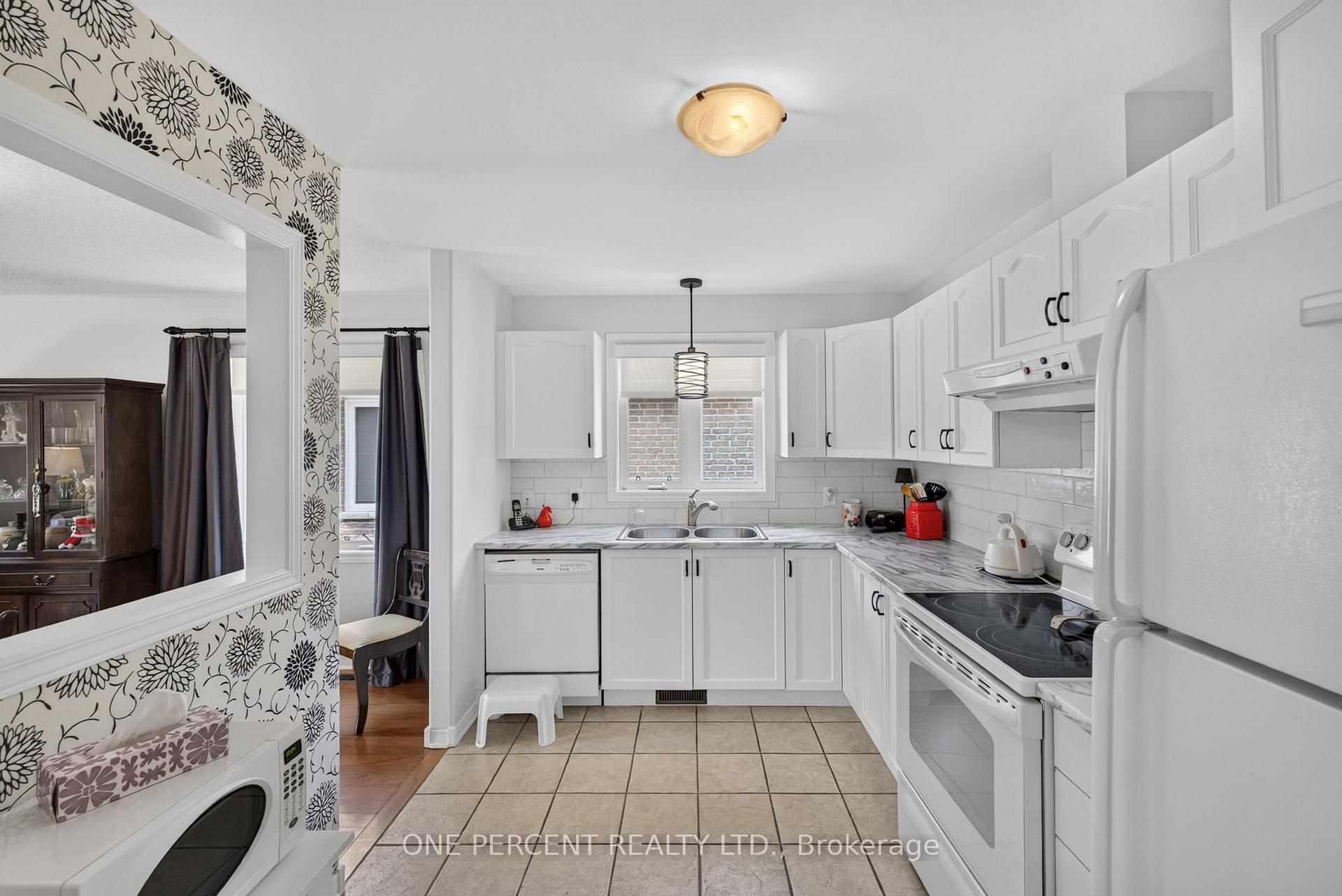 Photo 10 of 18 Dr Gordon Crescent, North Grenville, Kemptville — HOMEH