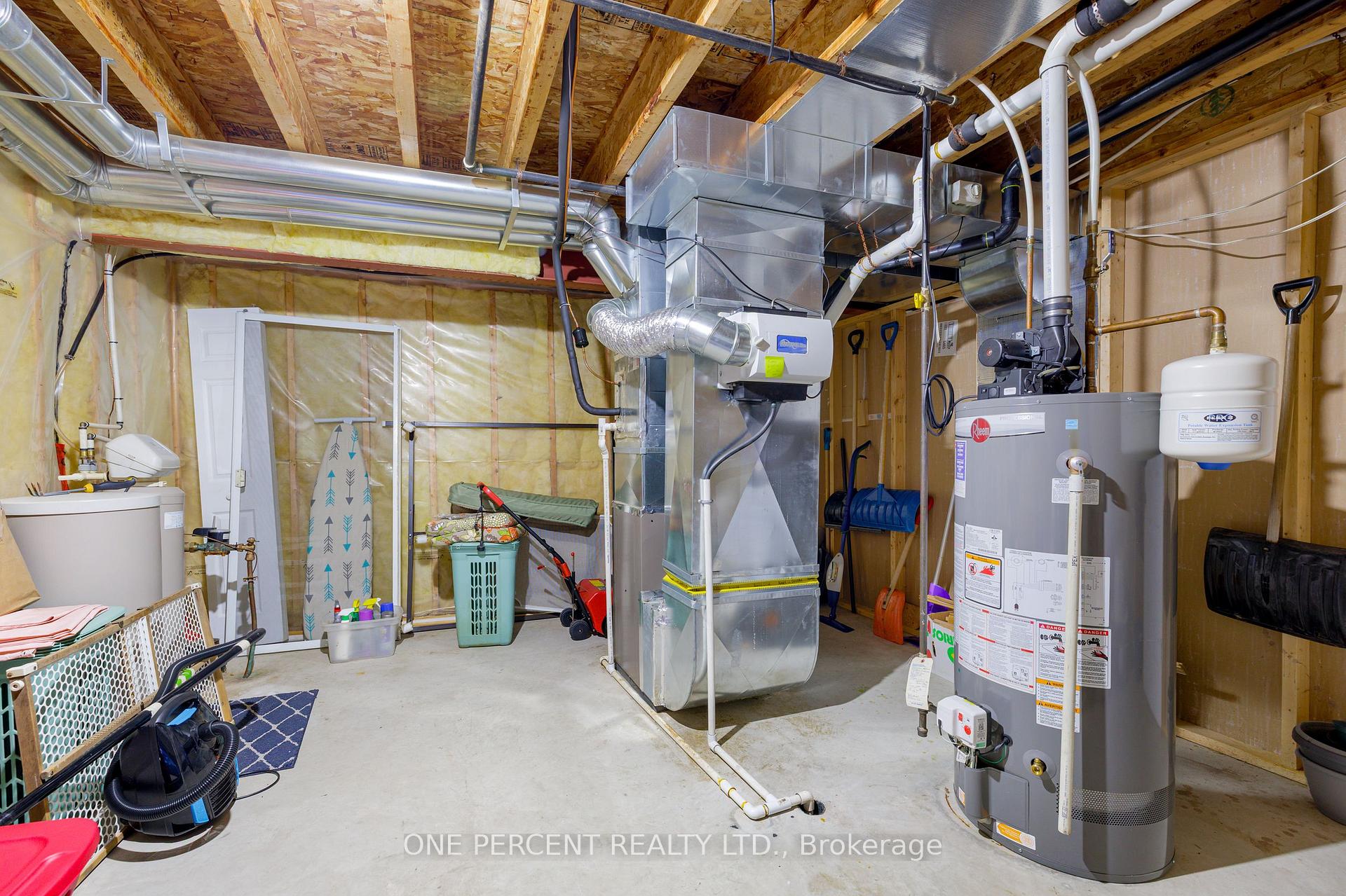 Photo 31 of 18 Dr Gordon Crescent, North Grenville, Kemptville — HOMEH