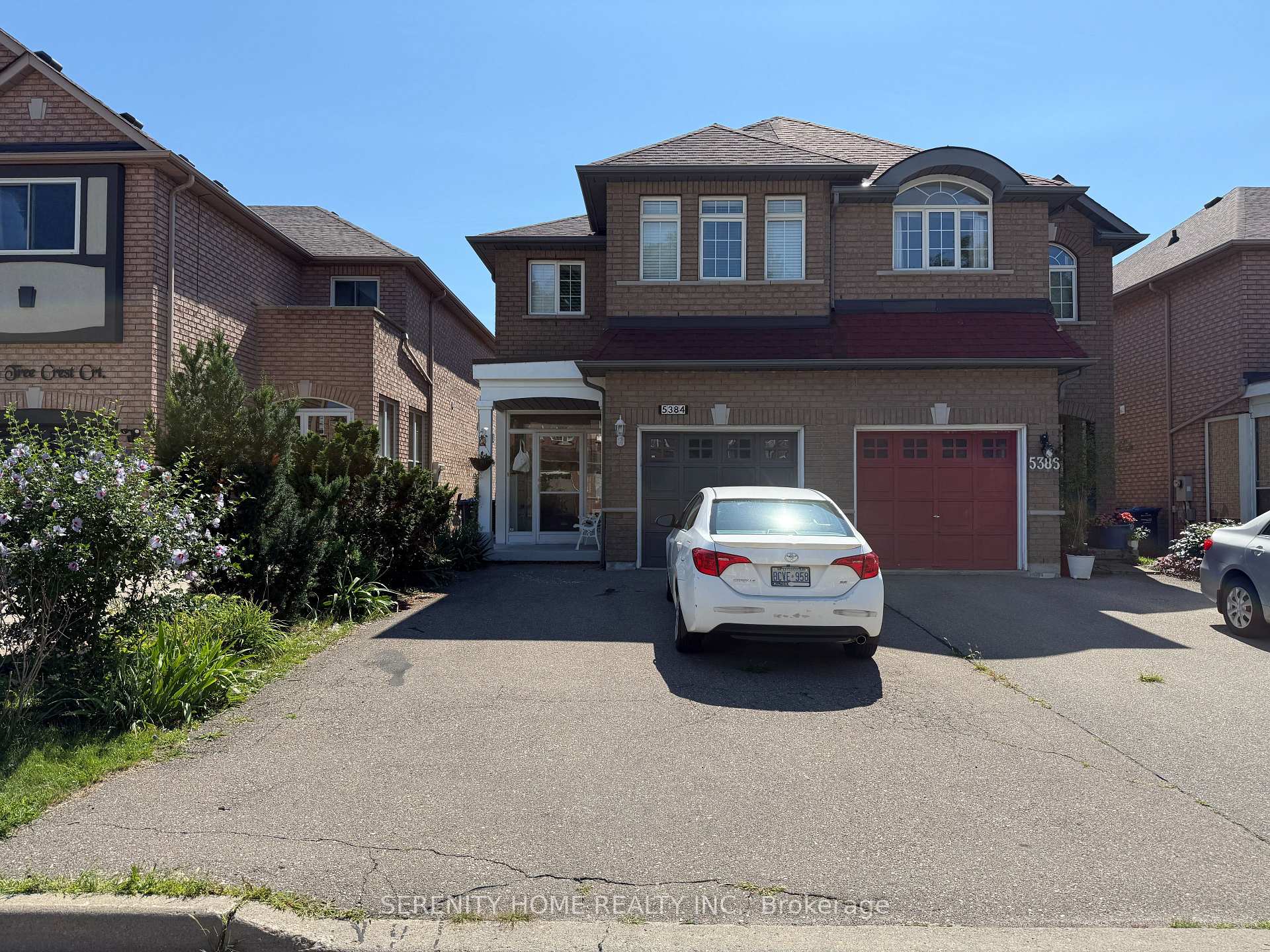 Photo 1 of 5384 Tree Crest Court, Mississauga, Hurontario — HOMEH