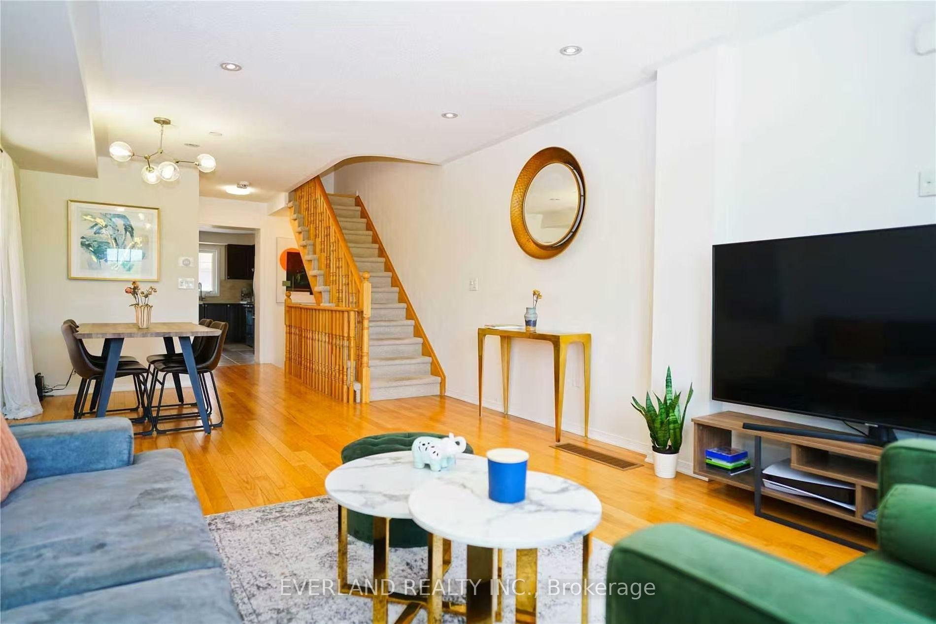 Photo 12 of 5267 Major Mackenzie Drive E, Markham, Berczy — HOMEH